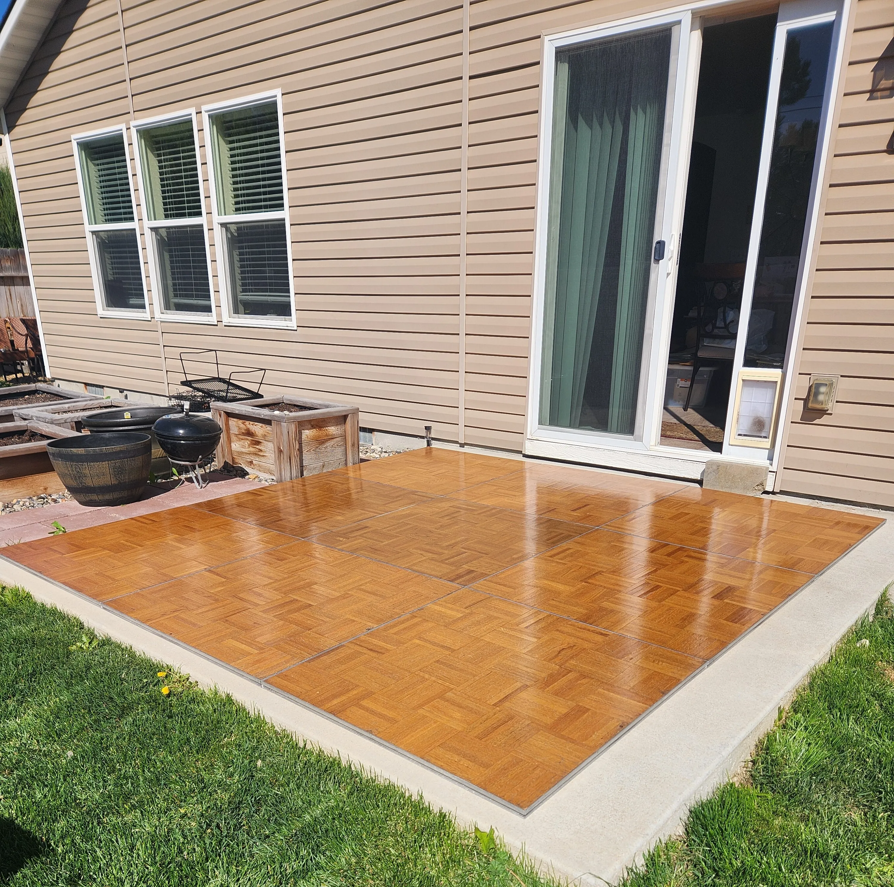 6x9-9x9-12x9-12x12-12x15 Sico Wood Dance Floor $25.00 per Panel 3'x3' section indoor/outdoor - no sub floor required