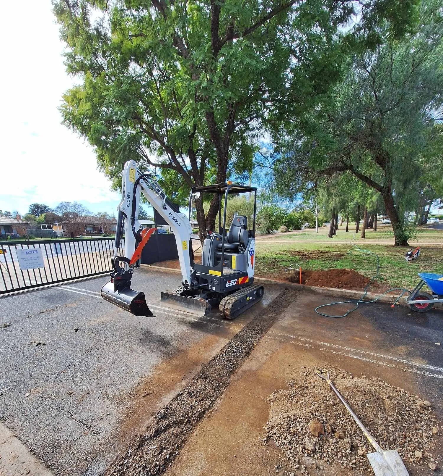2.0 Tonne Excavator