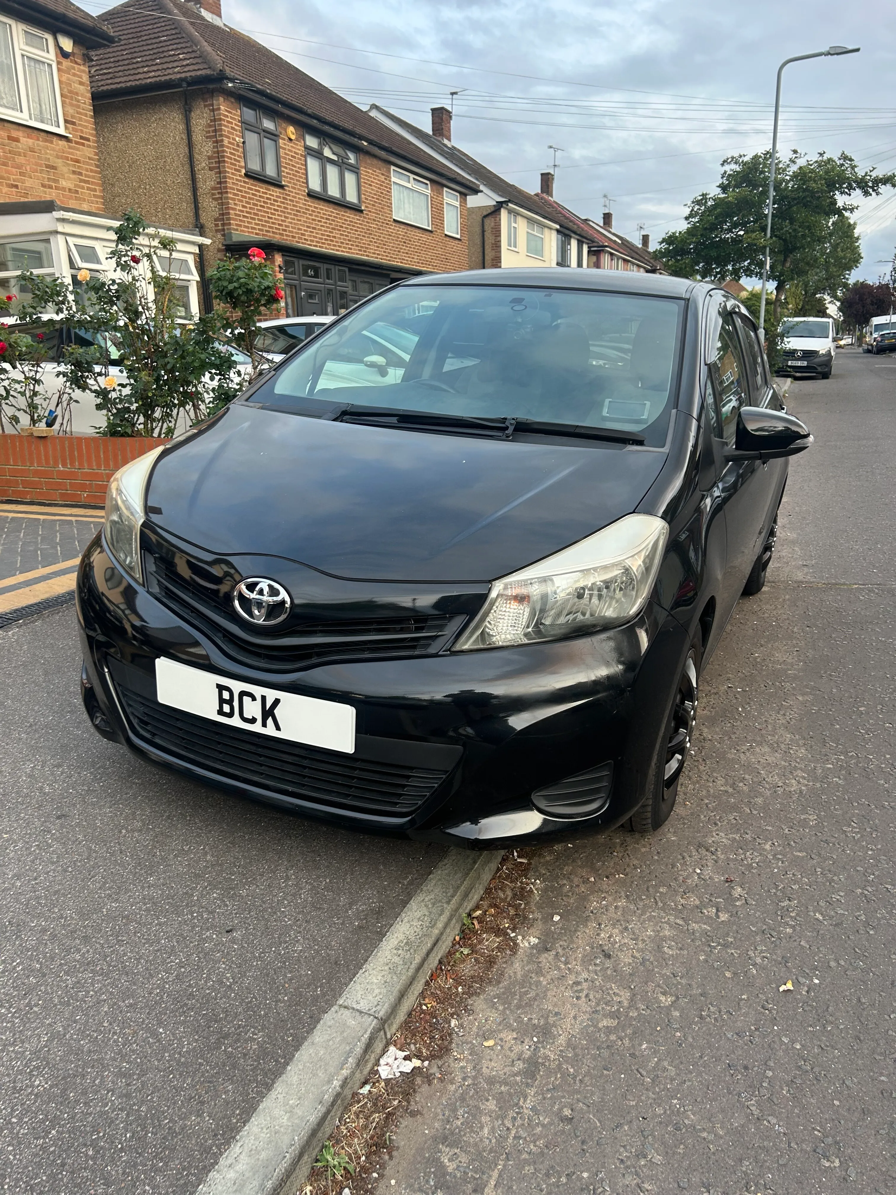 Toyota Yaris (Auto)