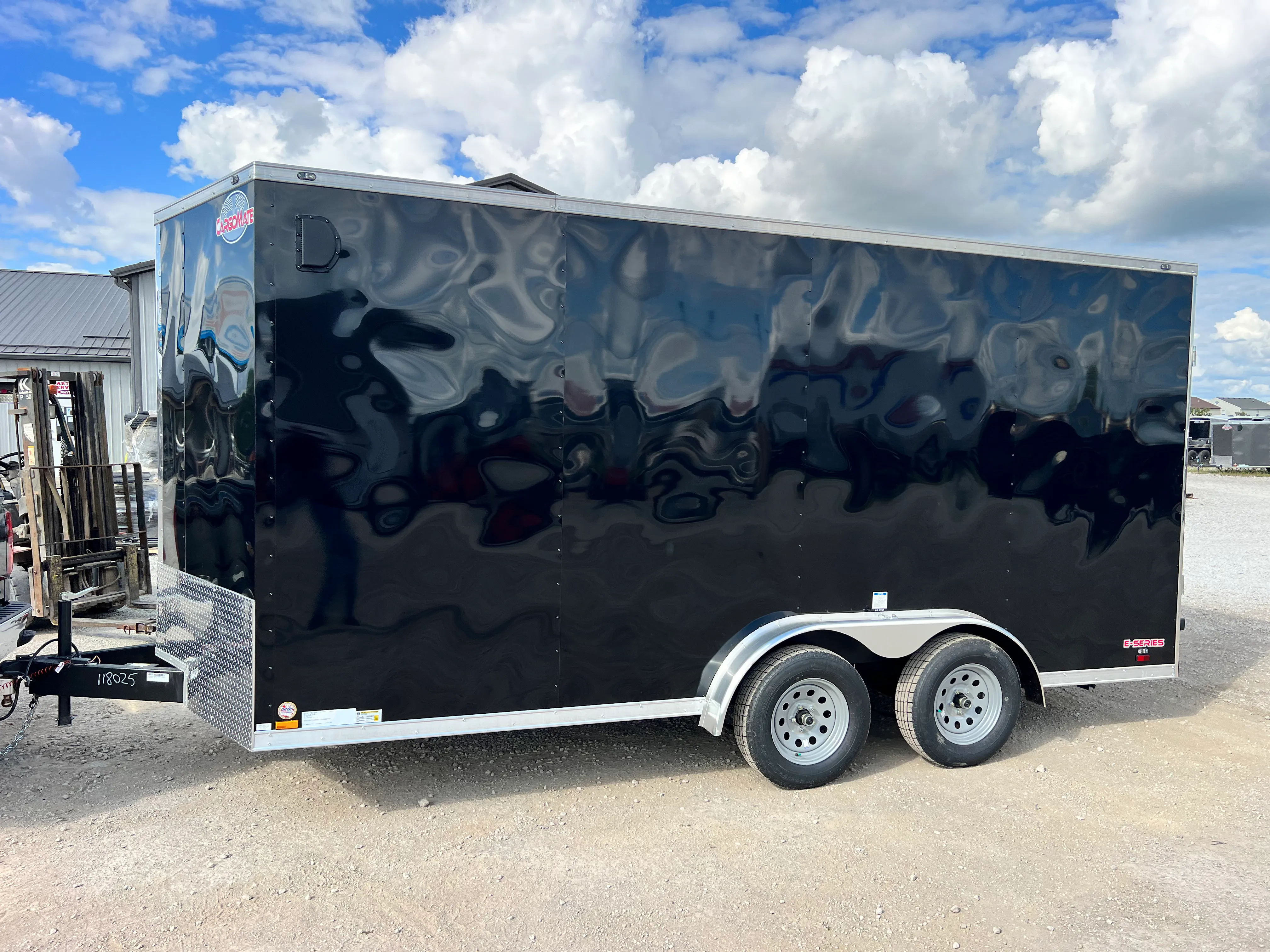 16 ft enclosed trailer 