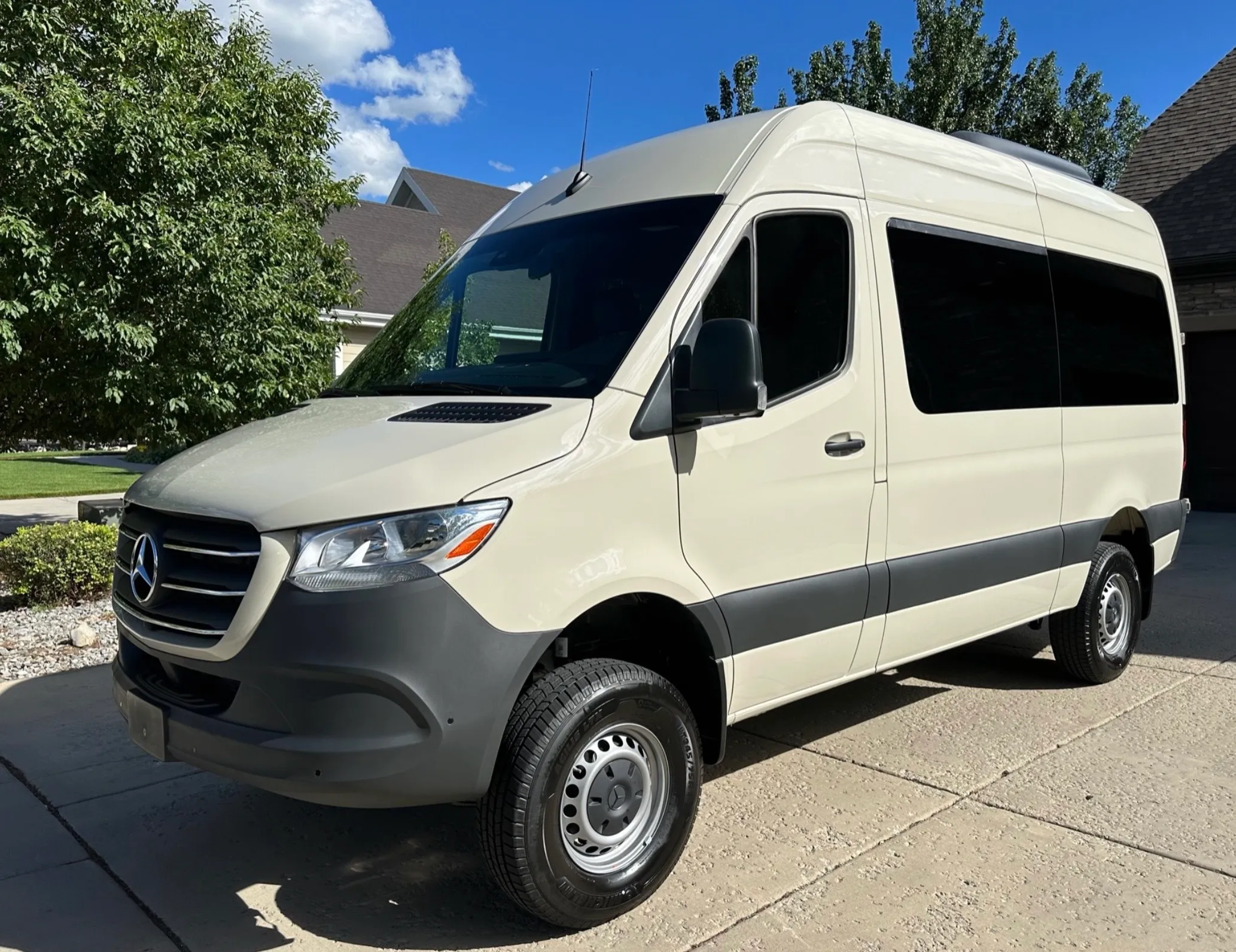 2023 Tan 4WD Sprinter Van Utah Sprinter Rentals