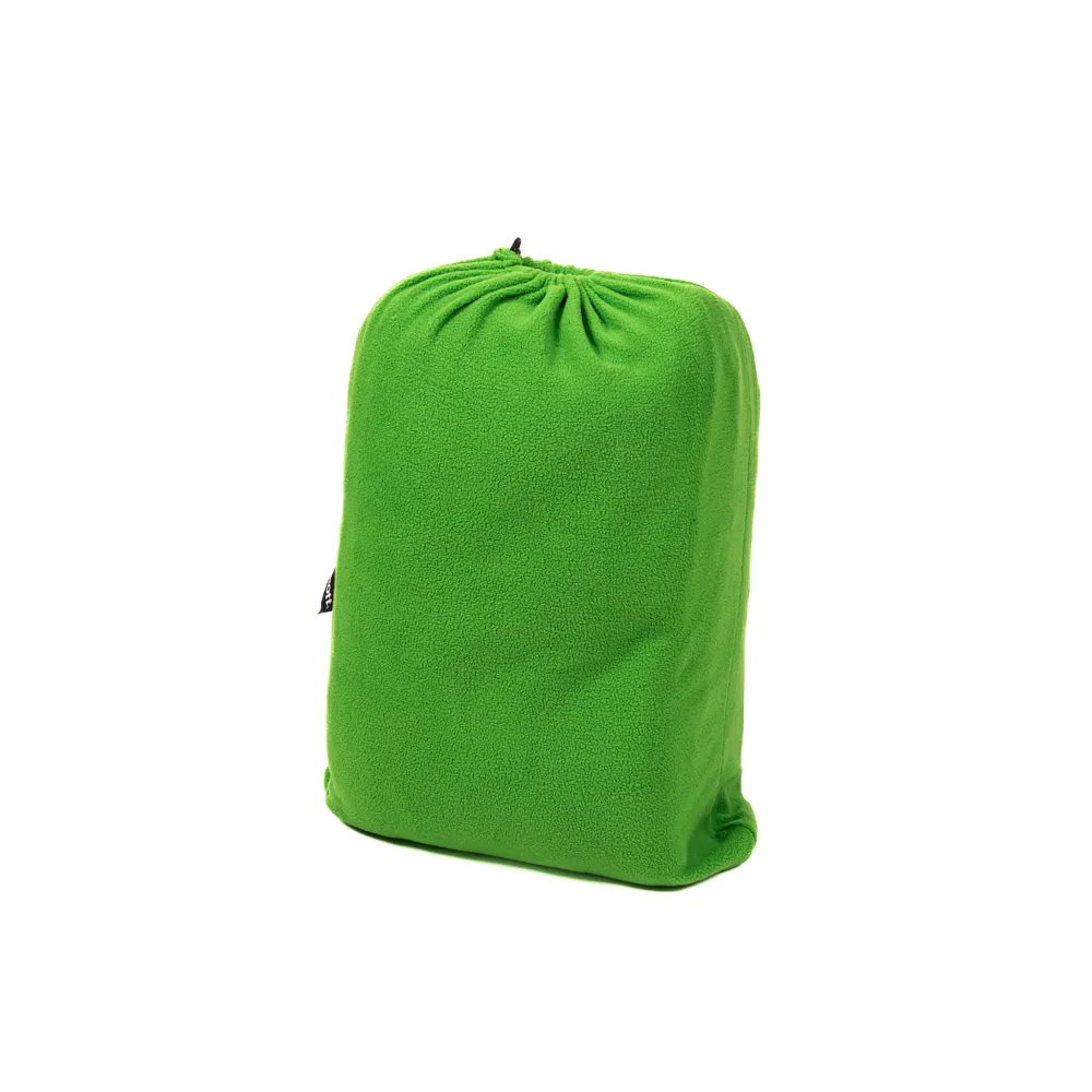 Wescott-Wrinkle-Resistant Backdrop - Chroma-Key Green Screen (9' x 10')