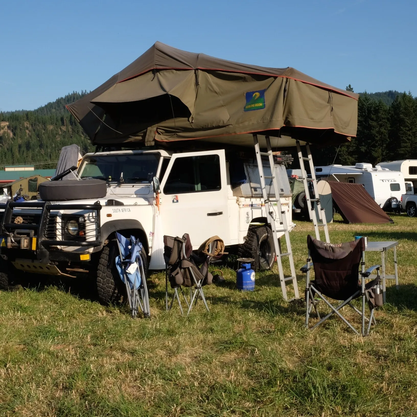 The Roadtrip Rambler Package