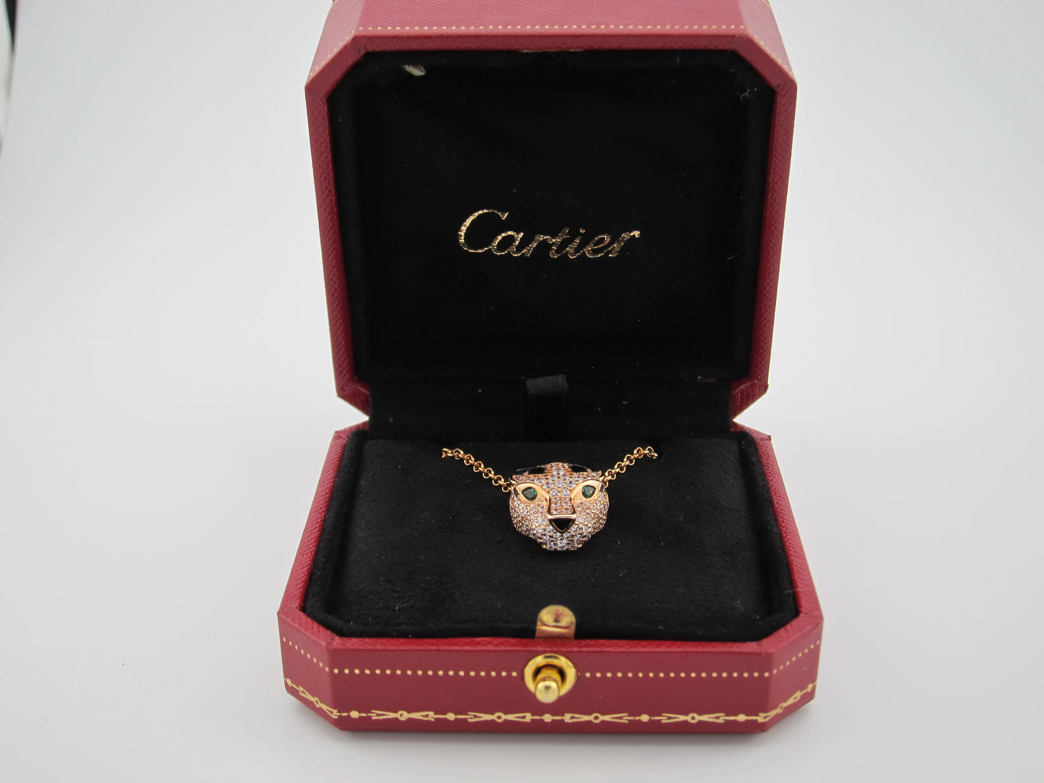 PANTHÈRE DE CARTIER NECKLACE YELLOW GOLD