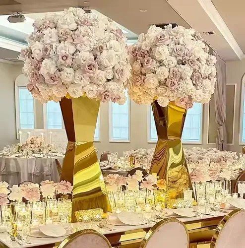 Gold Stainless Steel Plinths Flower Stand 