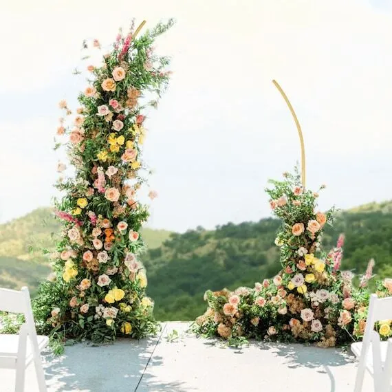  Gold Metal Curved Wedding Arch Frames (Set of 2)