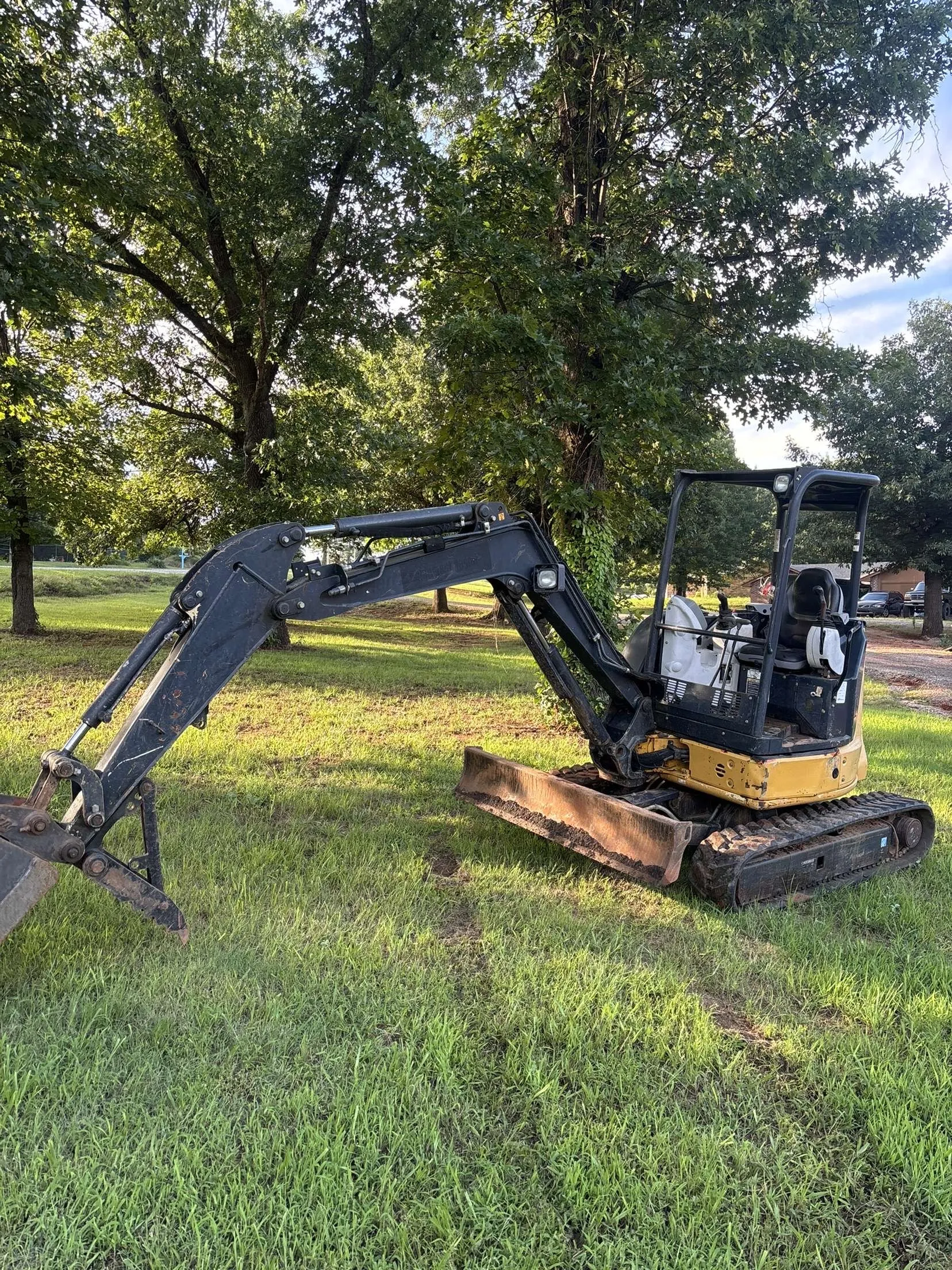 John Deere 35g