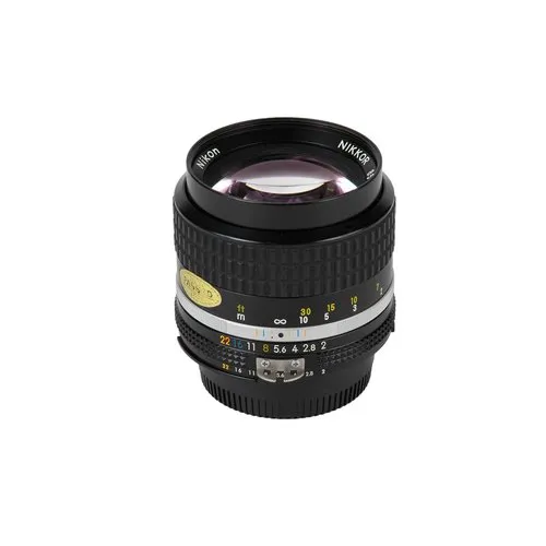 Nikon 85mm f/2