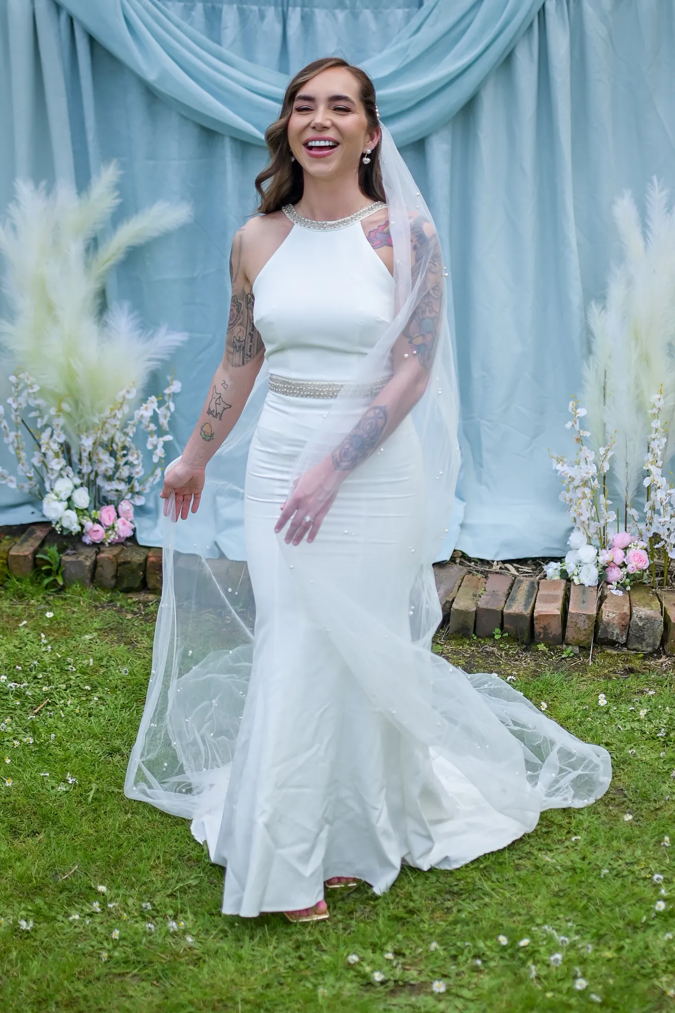 CHI CHI LONDON Halter Neck Dress