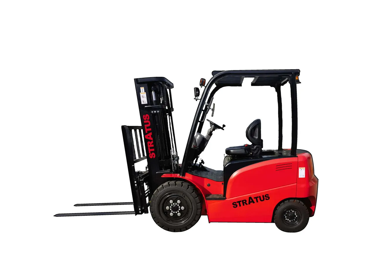Rent Forklift Diesel 3 ton (6,600 lbs)