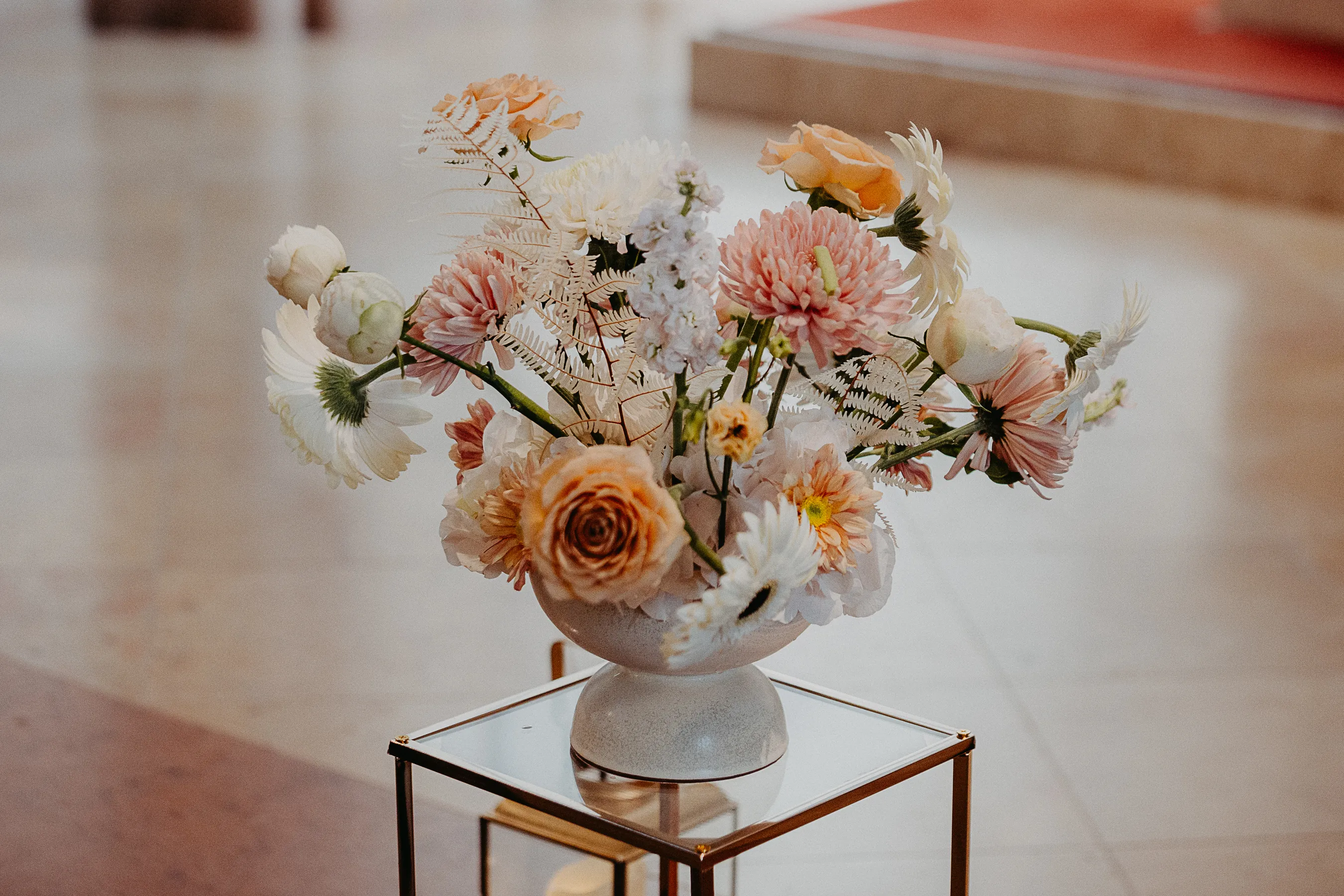 Blumenschale beige