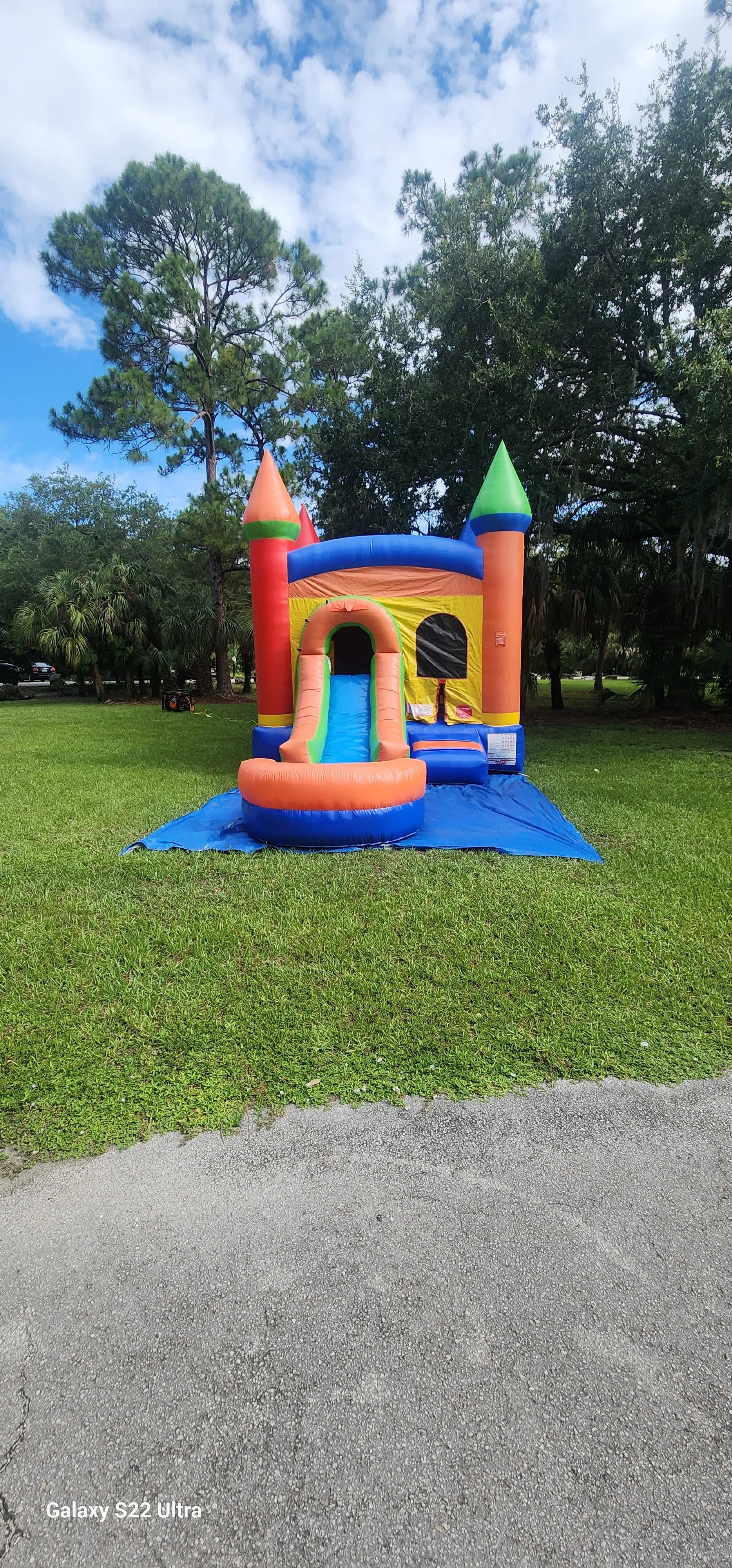 Bounce House Azul