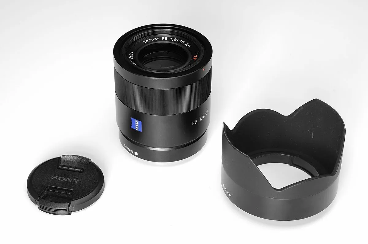 Sony 55mm F/1.8 Sonnar ZA Lens [Sony E Mount]
