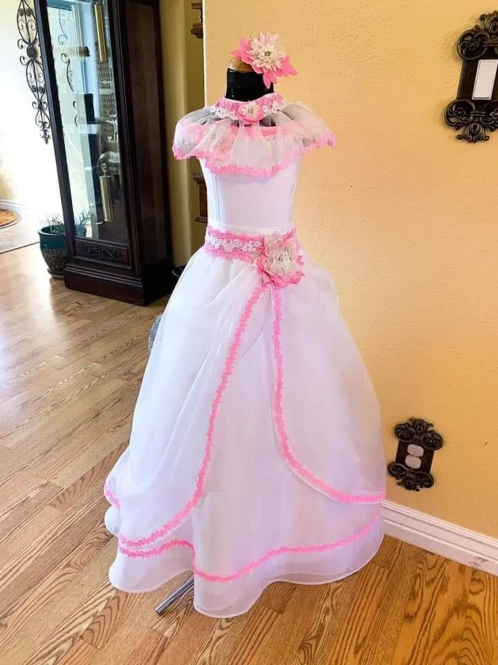 Pink and White Connie Hobson Natural 