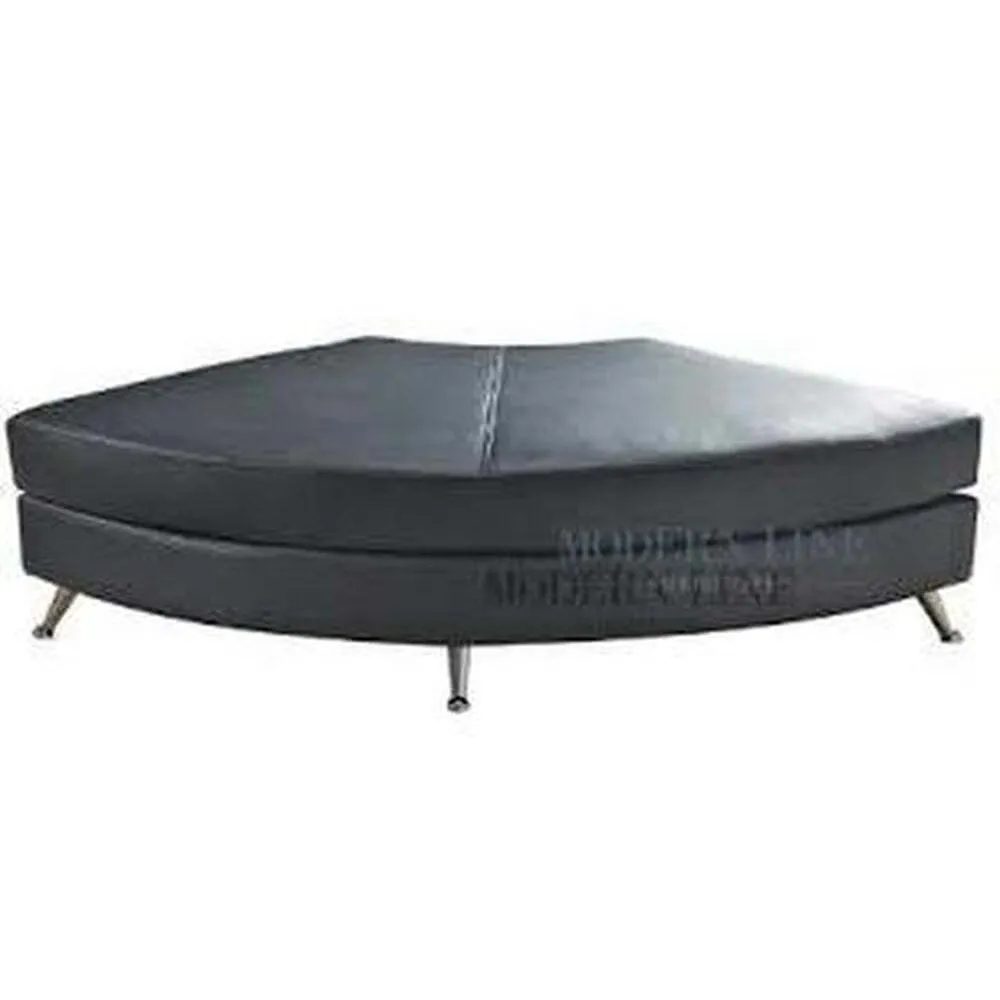 Party-Rental: Curved Ottoman/ Lounges