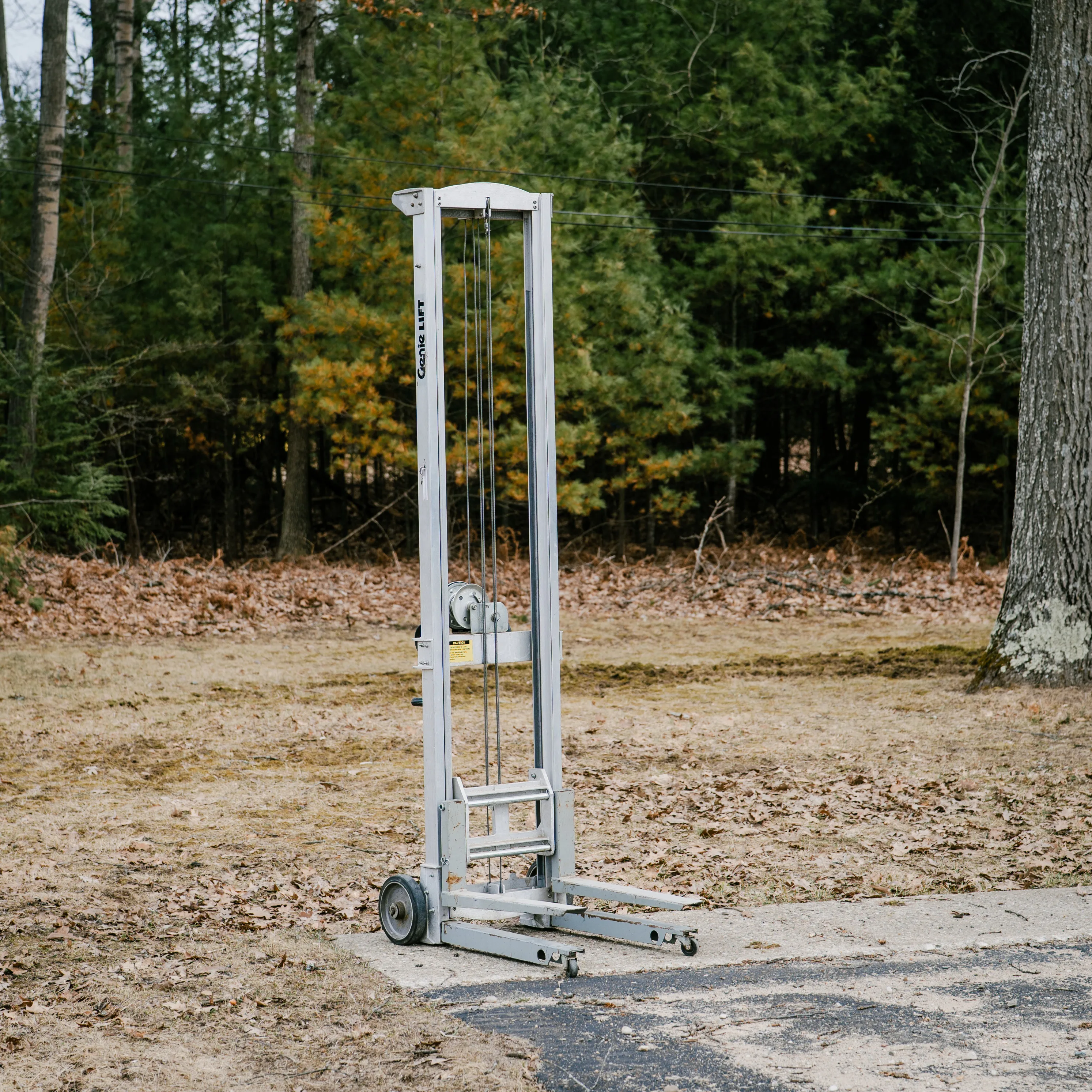 Hand Crank Lift