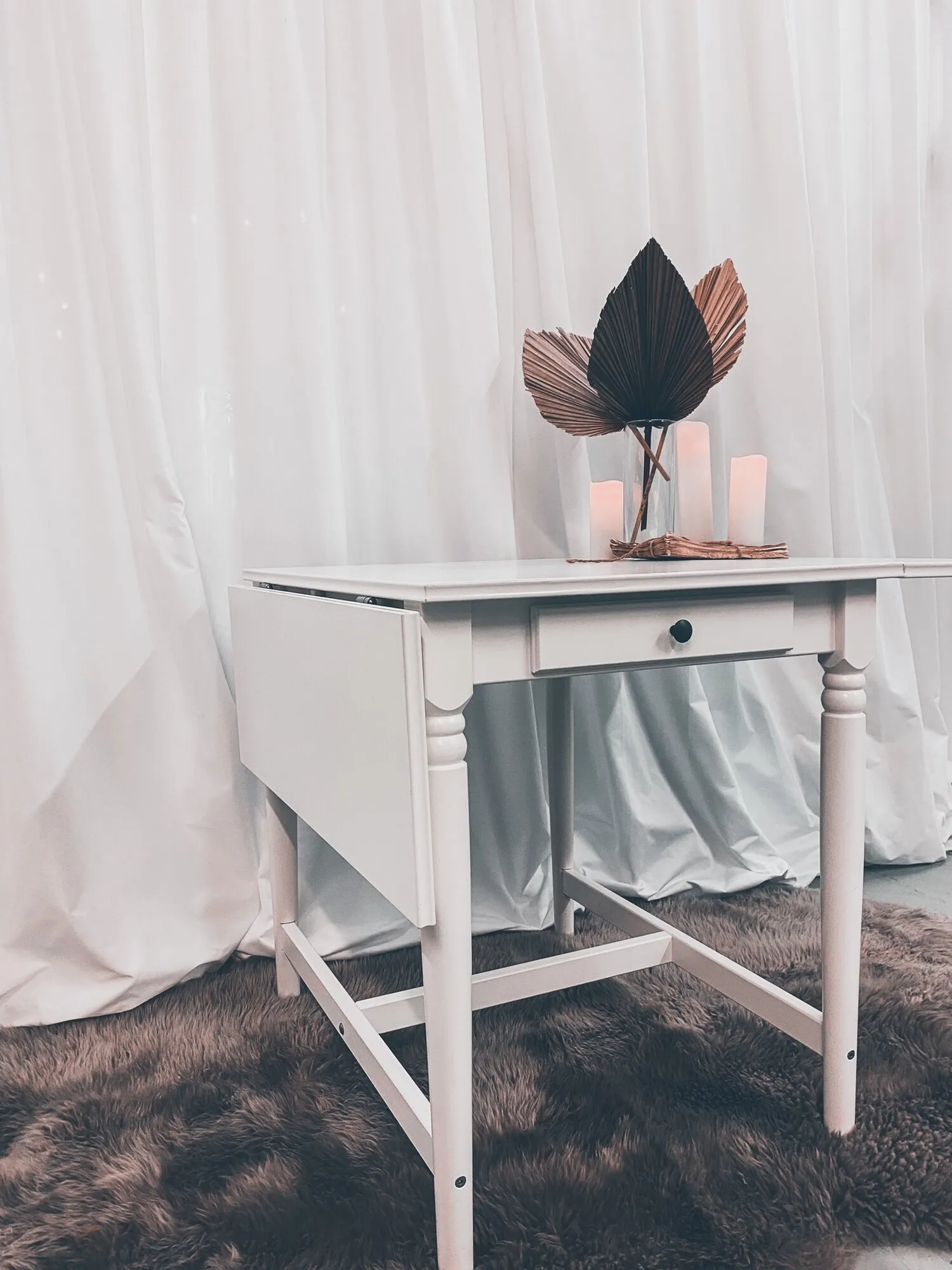 Betty Table