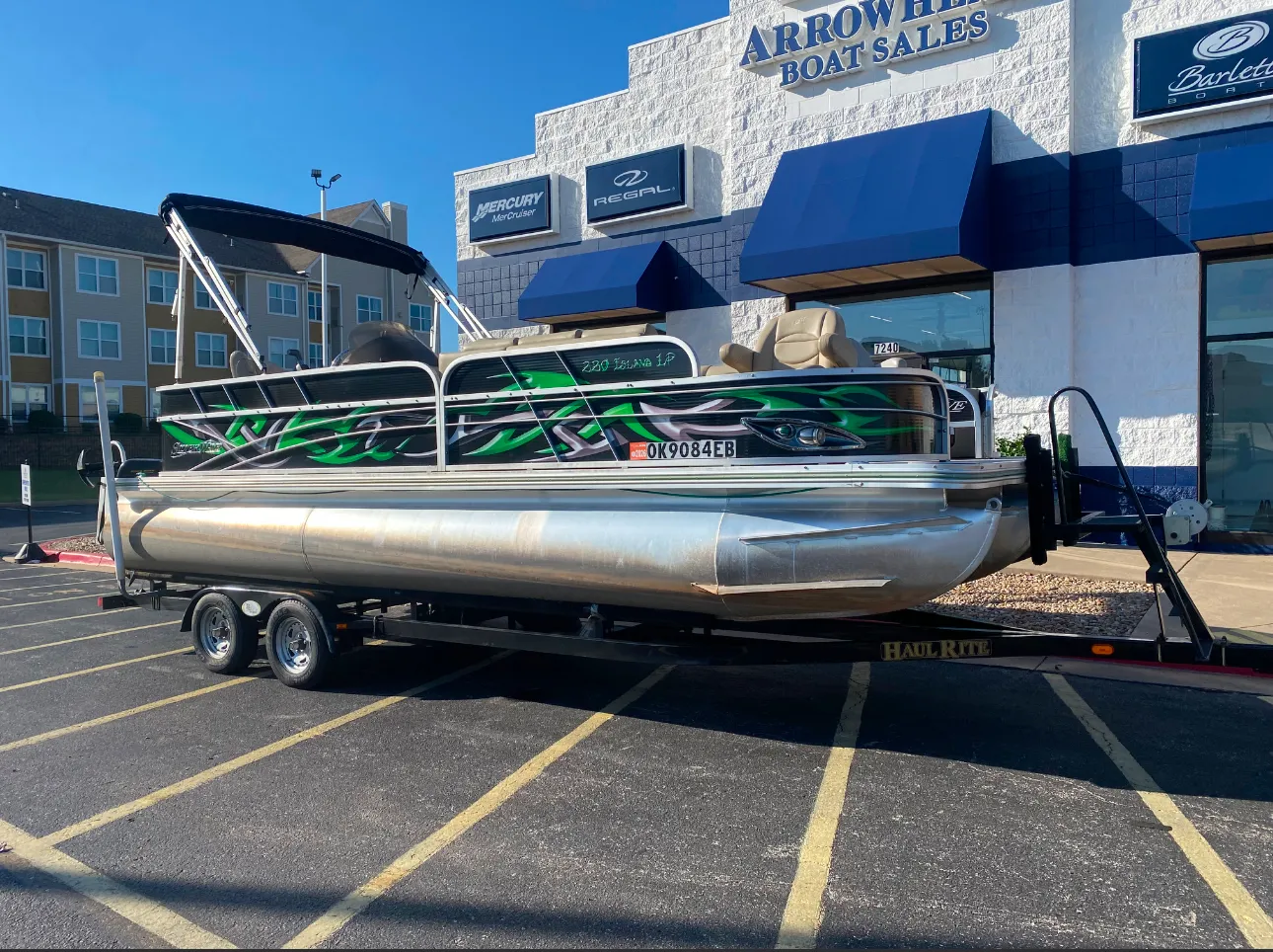 14 Passenger Tri-Toon 175HP