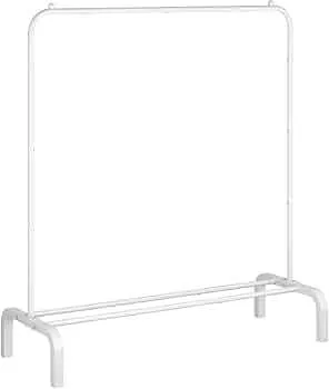 Garderobe für 20 Personen