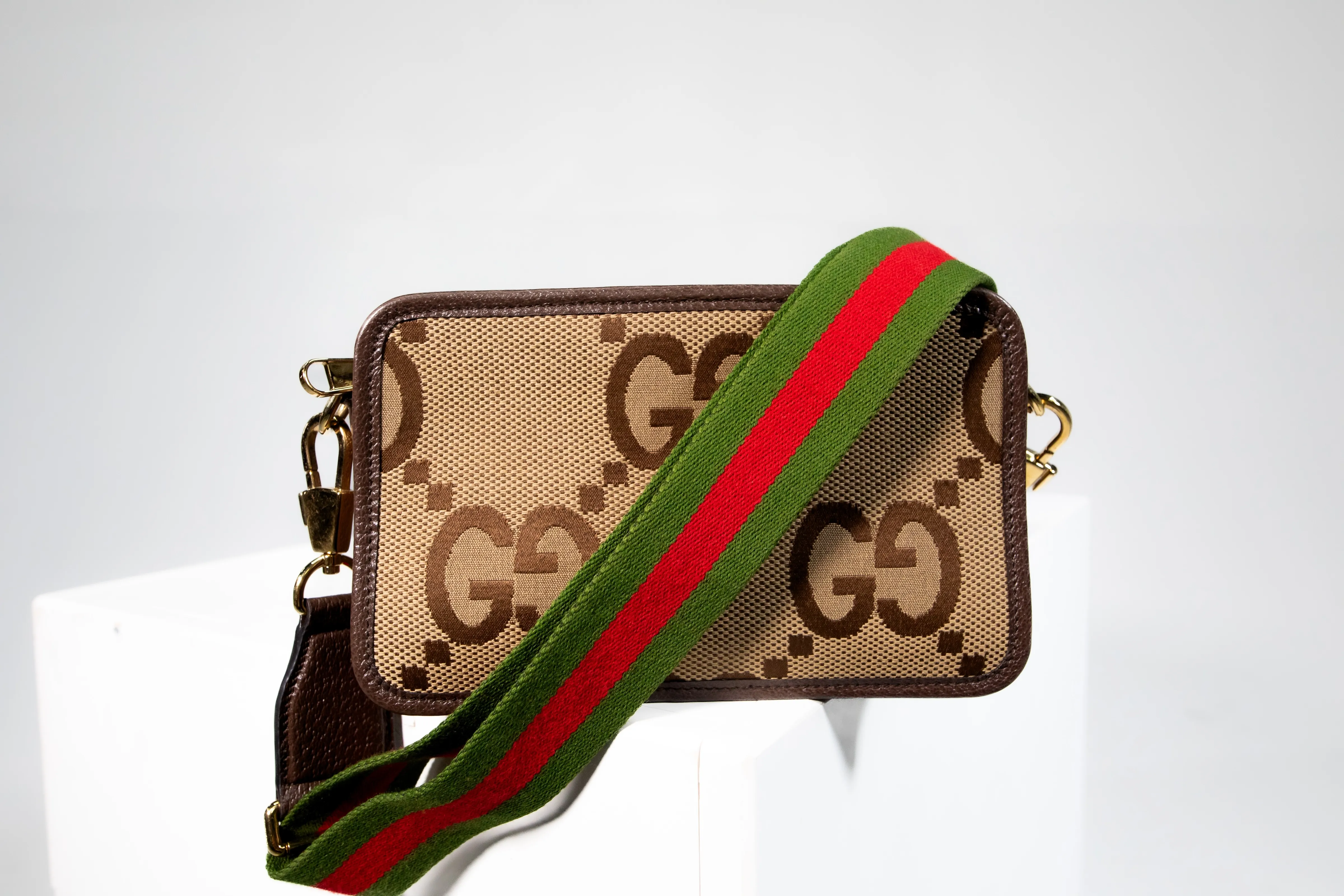 HANDBAGS