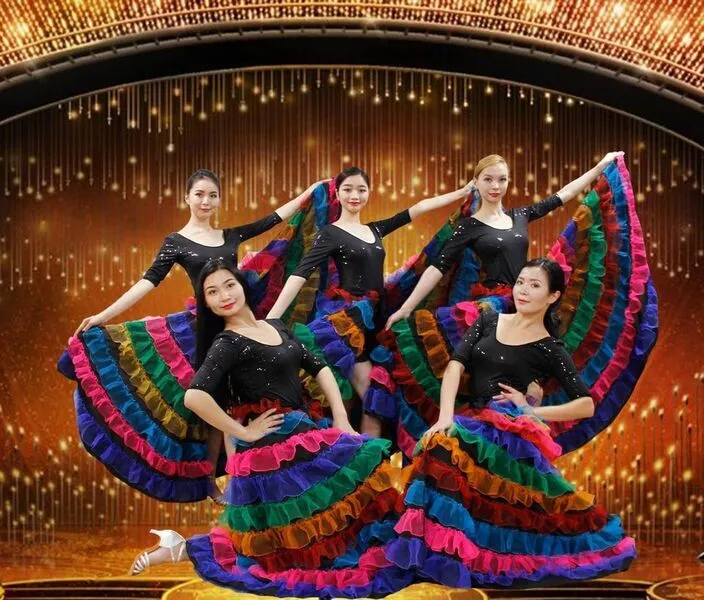 4-23 Cancan