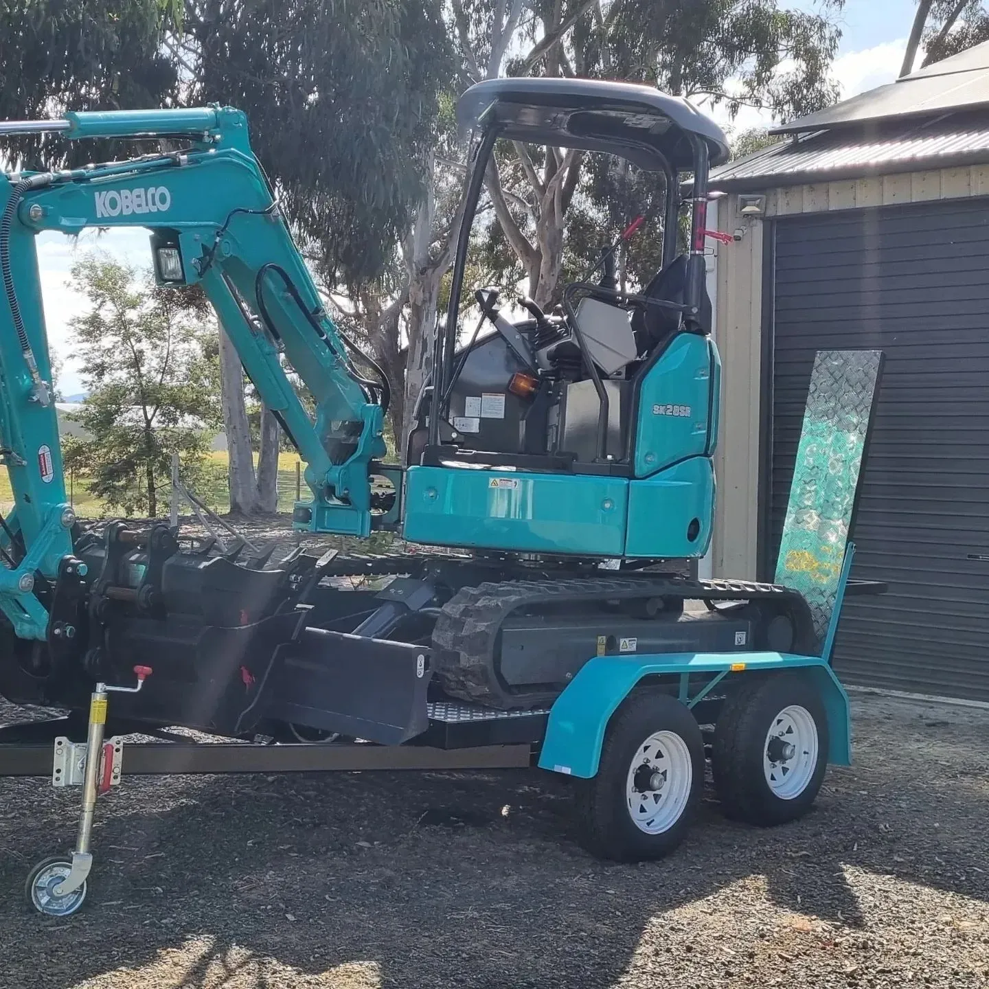 Mini Excavators 