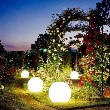 Solar Glow Balls for Outdoor Lighting