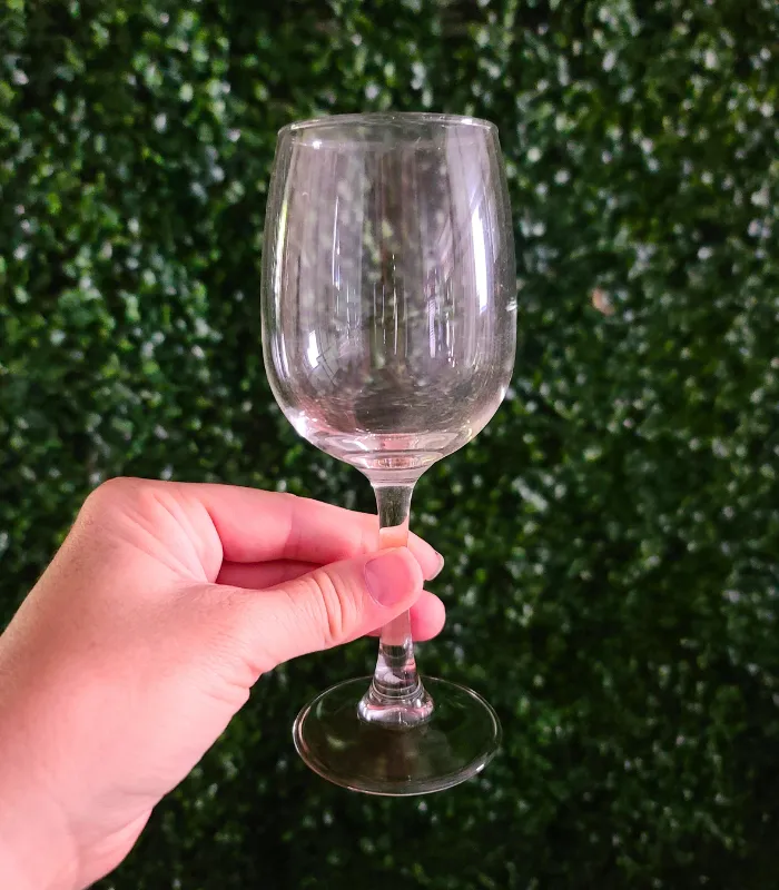 Wine Glasses - standard size - 4 Higher