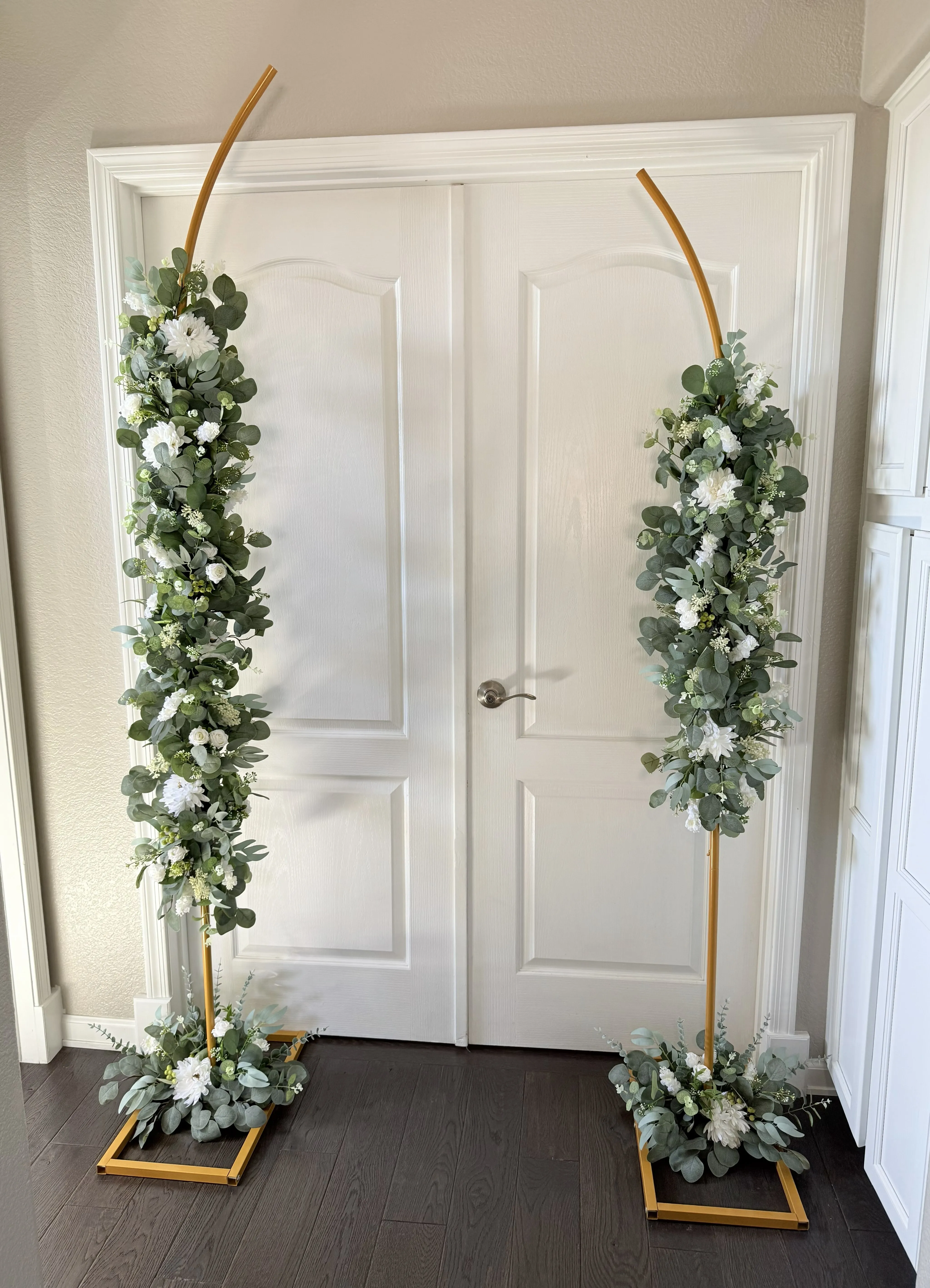 2Pc Curved Arch Stands With Florals & Weights