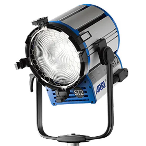 ARRI ST2 Studio Fresnel, 2000 Watts - Stand Mount (120-240 VAC)