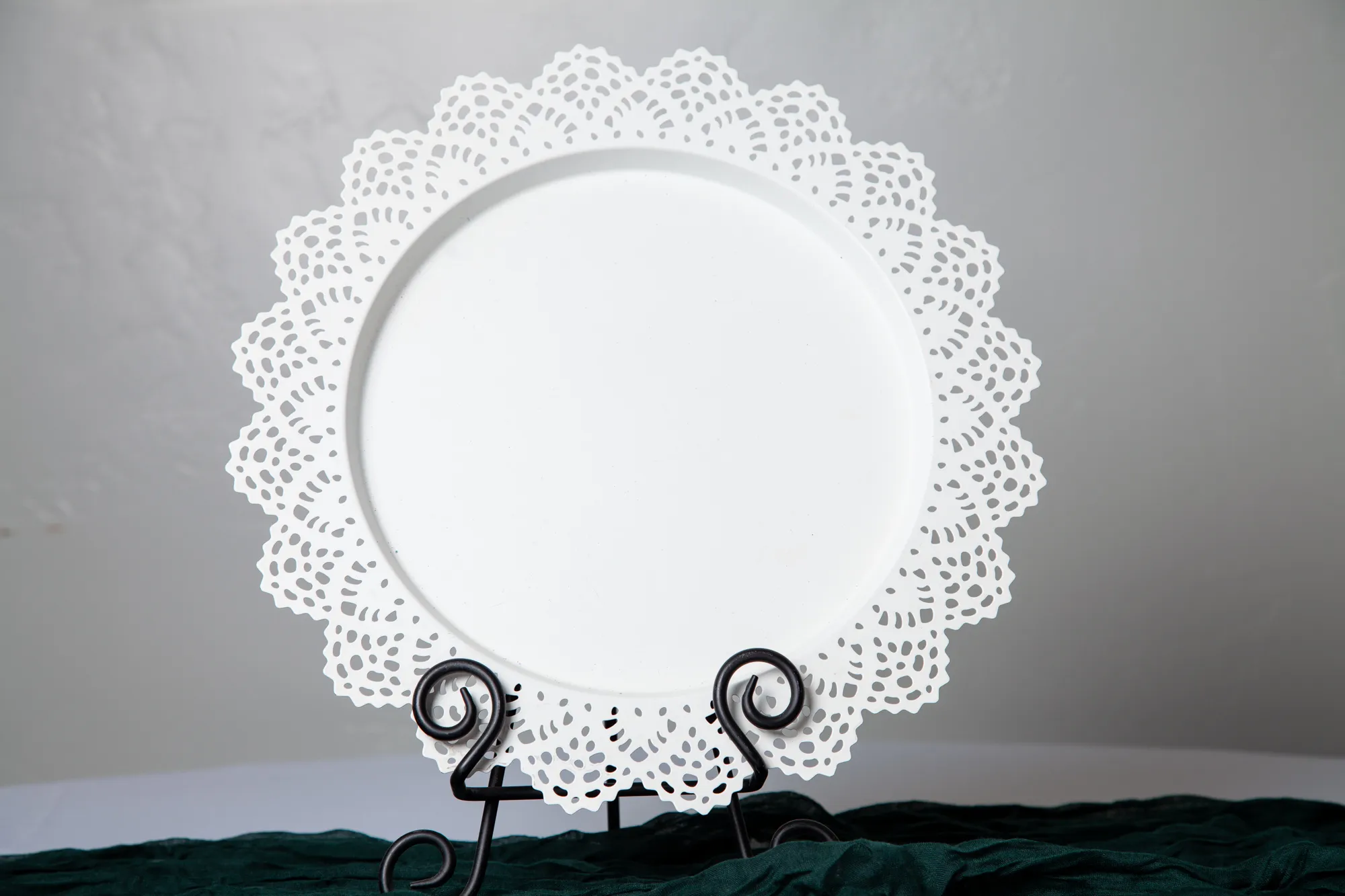 Metal White Lace