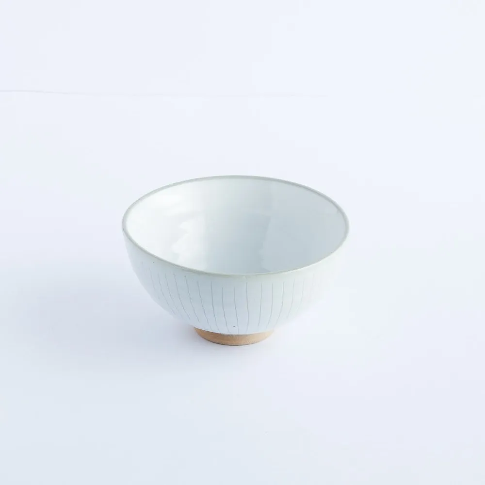 BW20-0109 - White Brown Ceramic Bowl - 4.75" 2.75" (DH)
