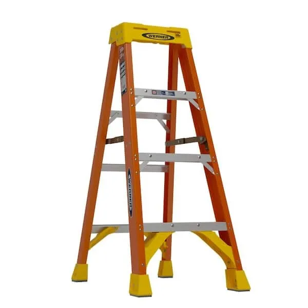 Werner 4 ft. Fiberglass Step Ladder