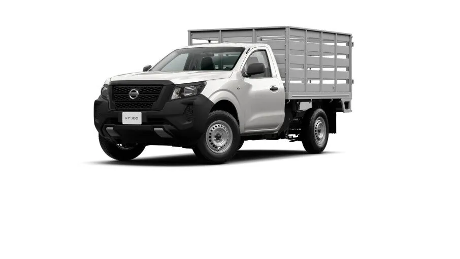 Nissan Estacas