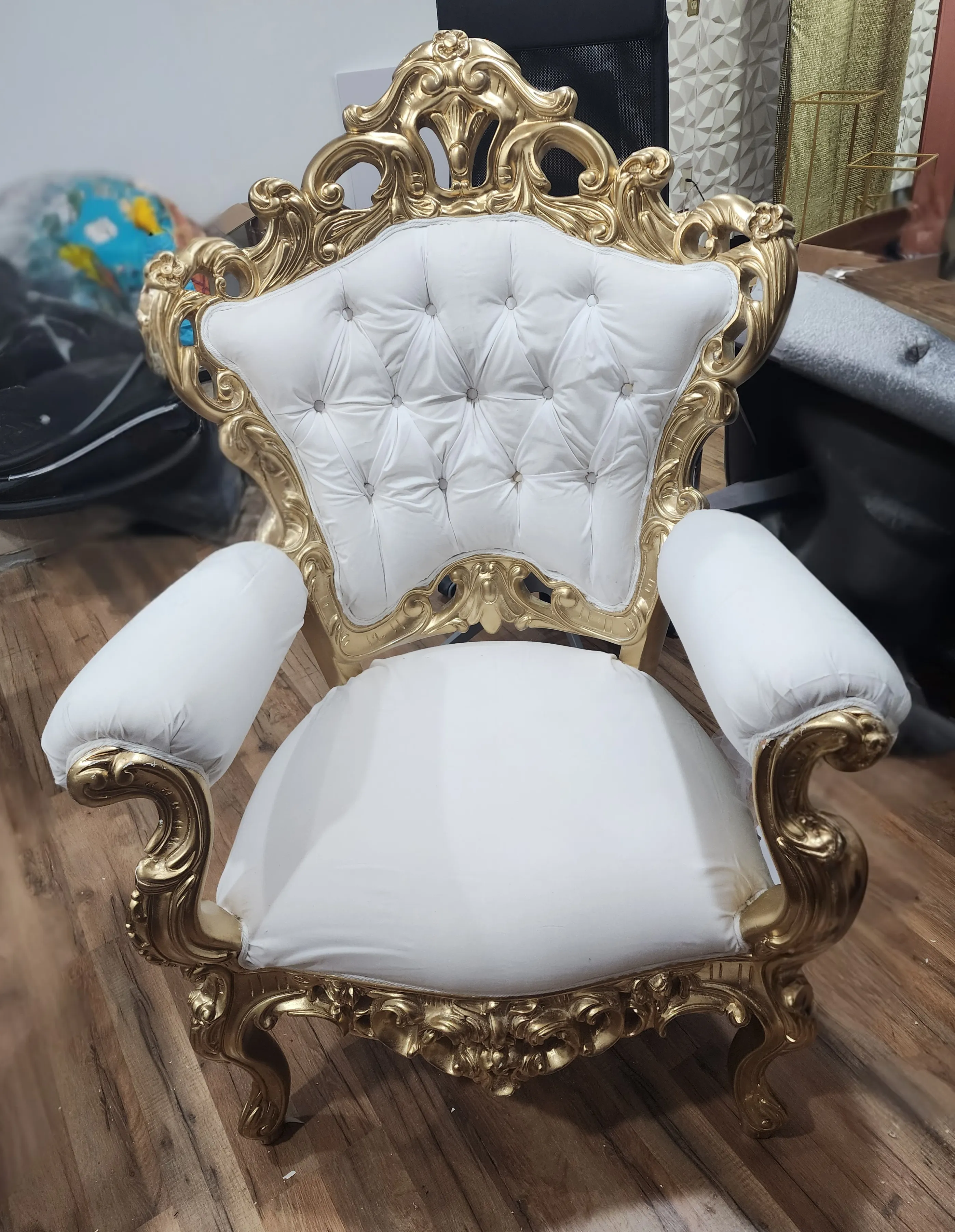 Throne Chair - shorter