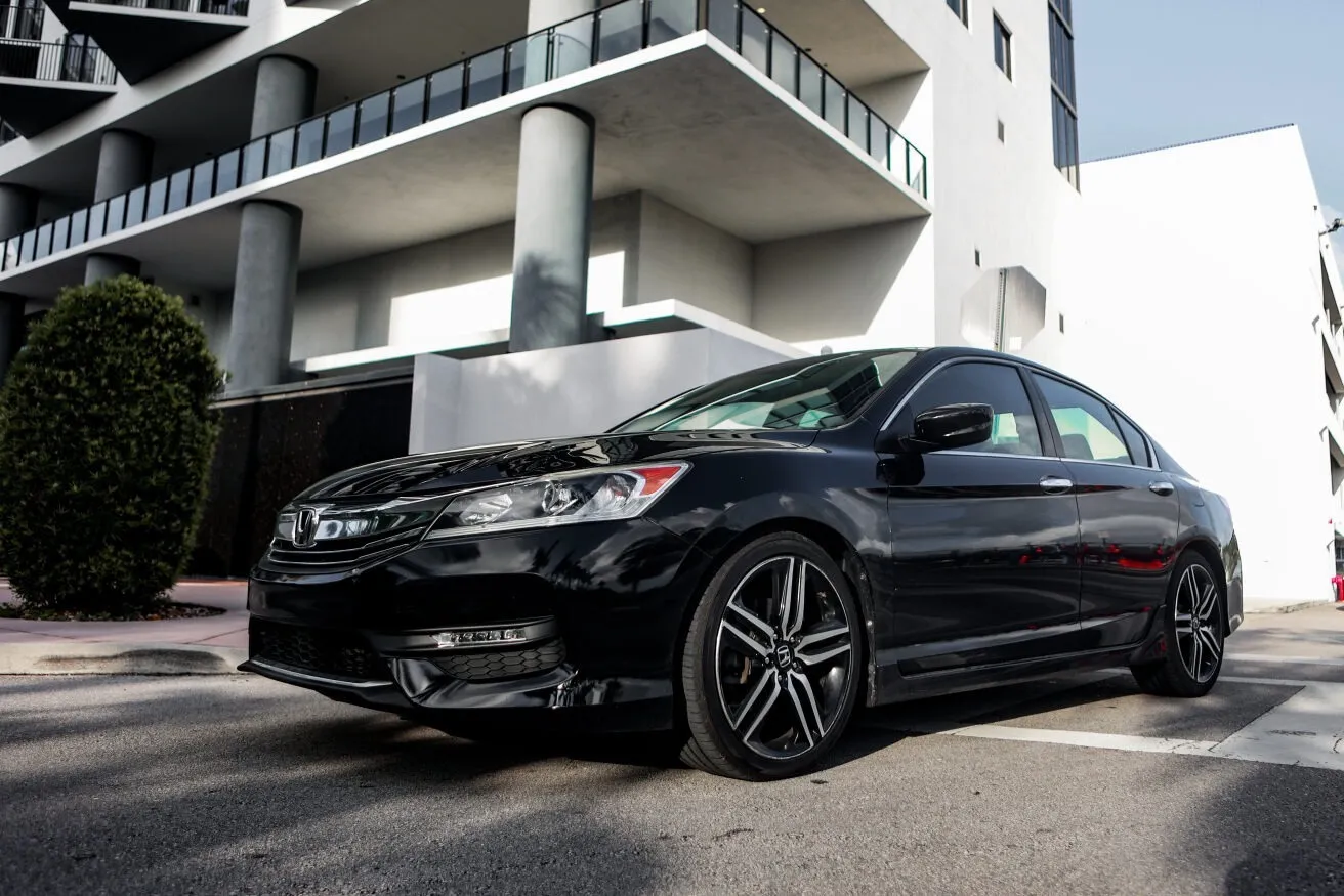 2017 Honda Accord 253252 BCG INTERNATIONAL CORP 2017-honda-accord-253252-bcg-international-corp