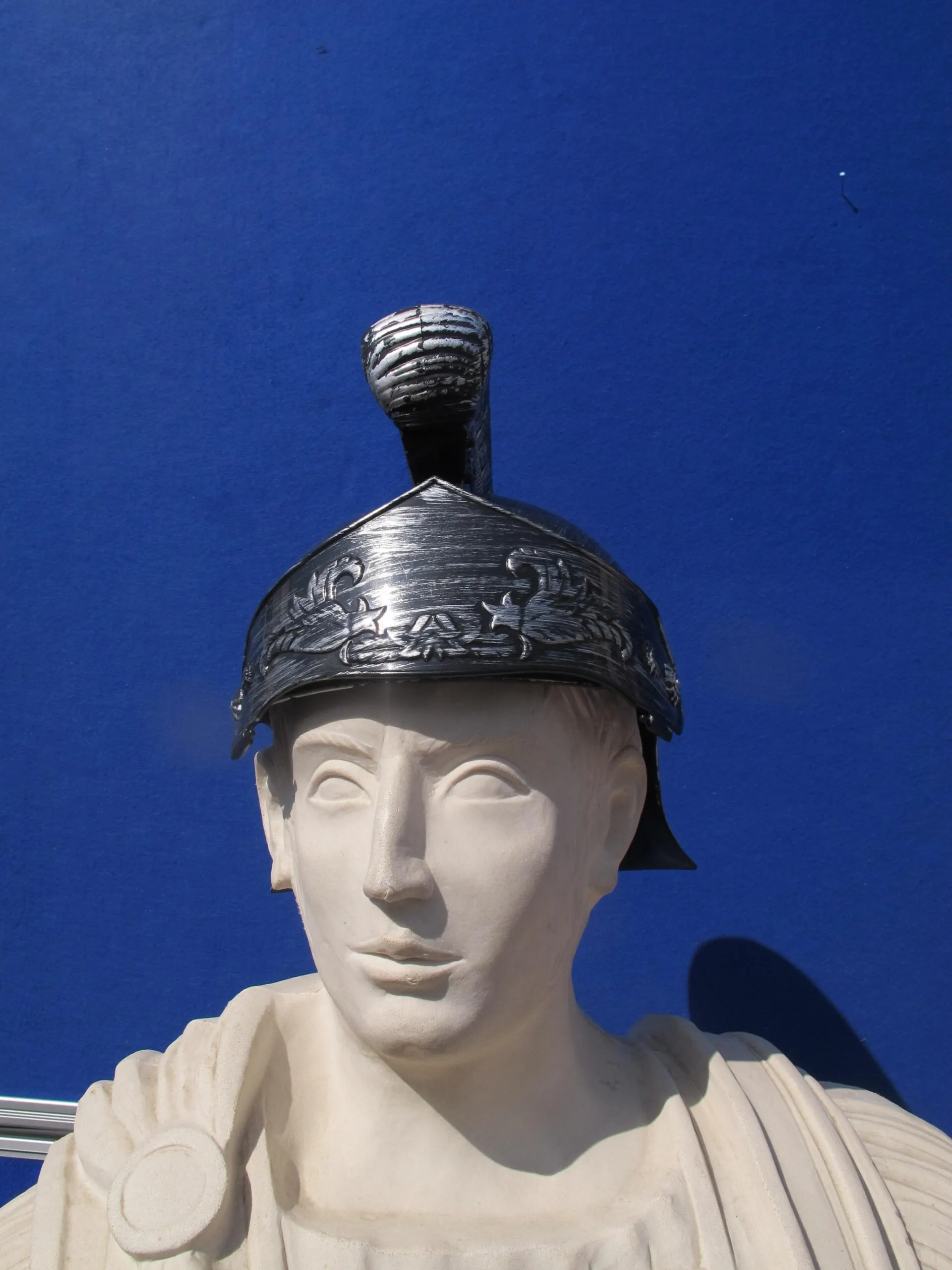 Helm Römer 2
