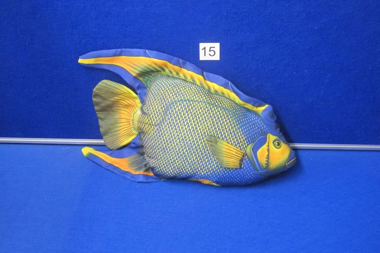 Stoff-Fische