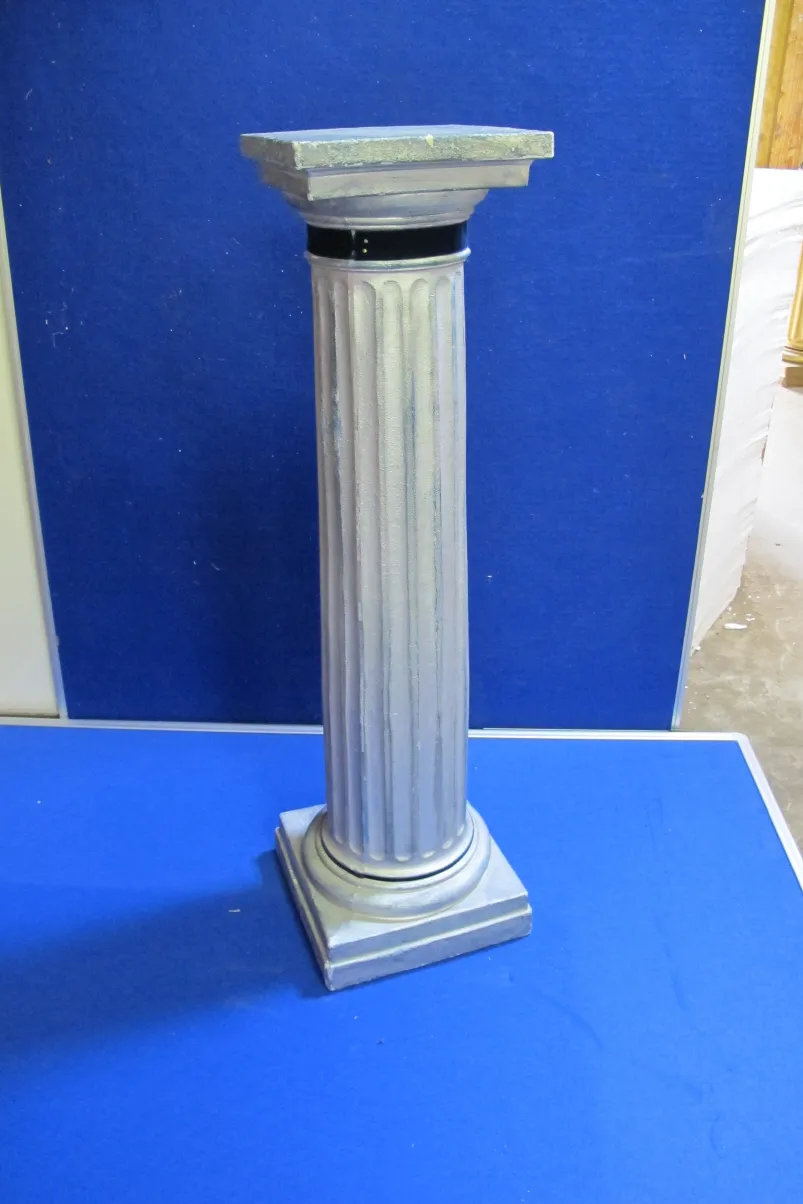 Säule silbern 