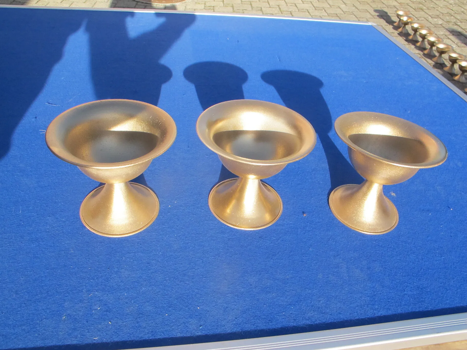 Becher golden 