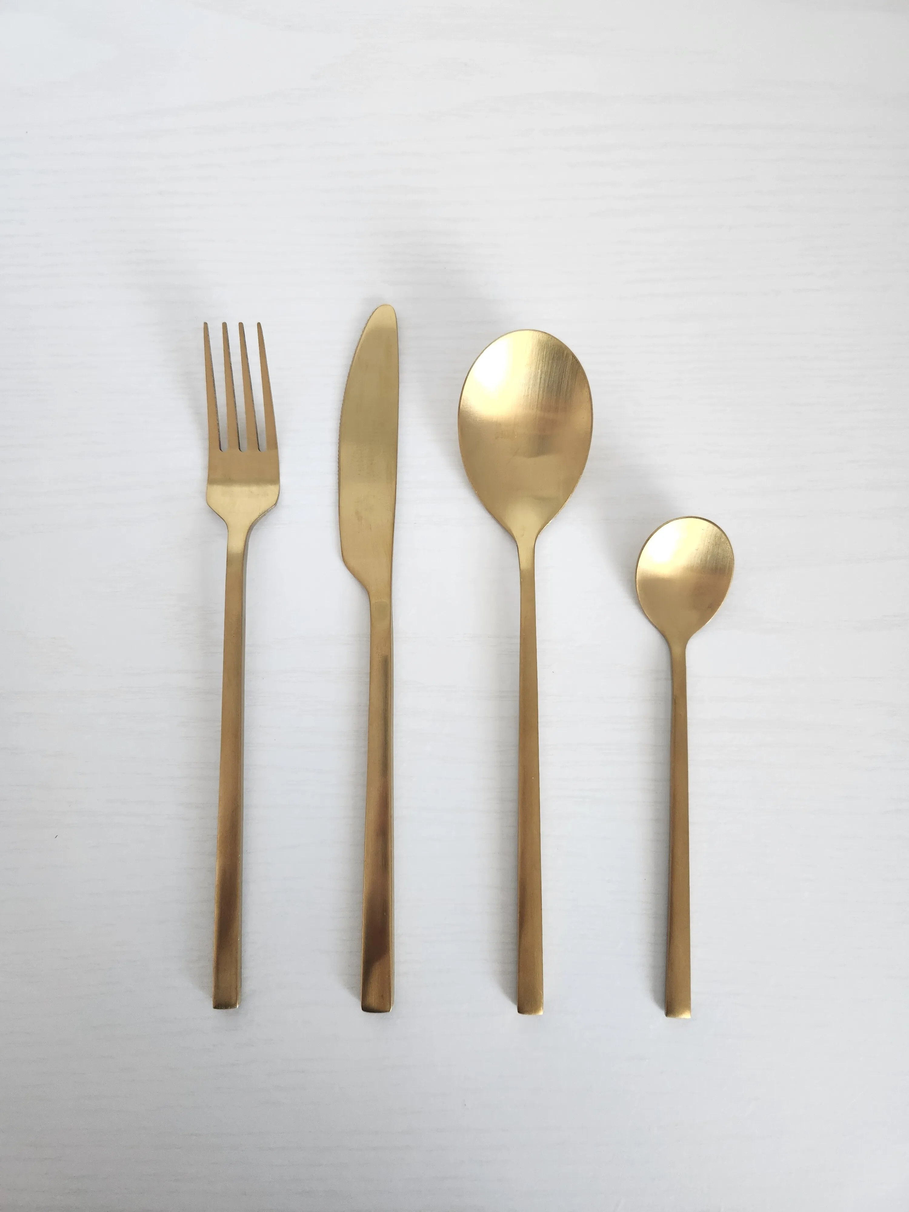 Silverware Set (Gold)