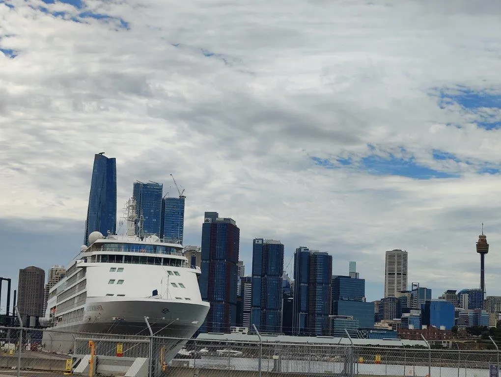 FOR HIRE Maritime Internet
