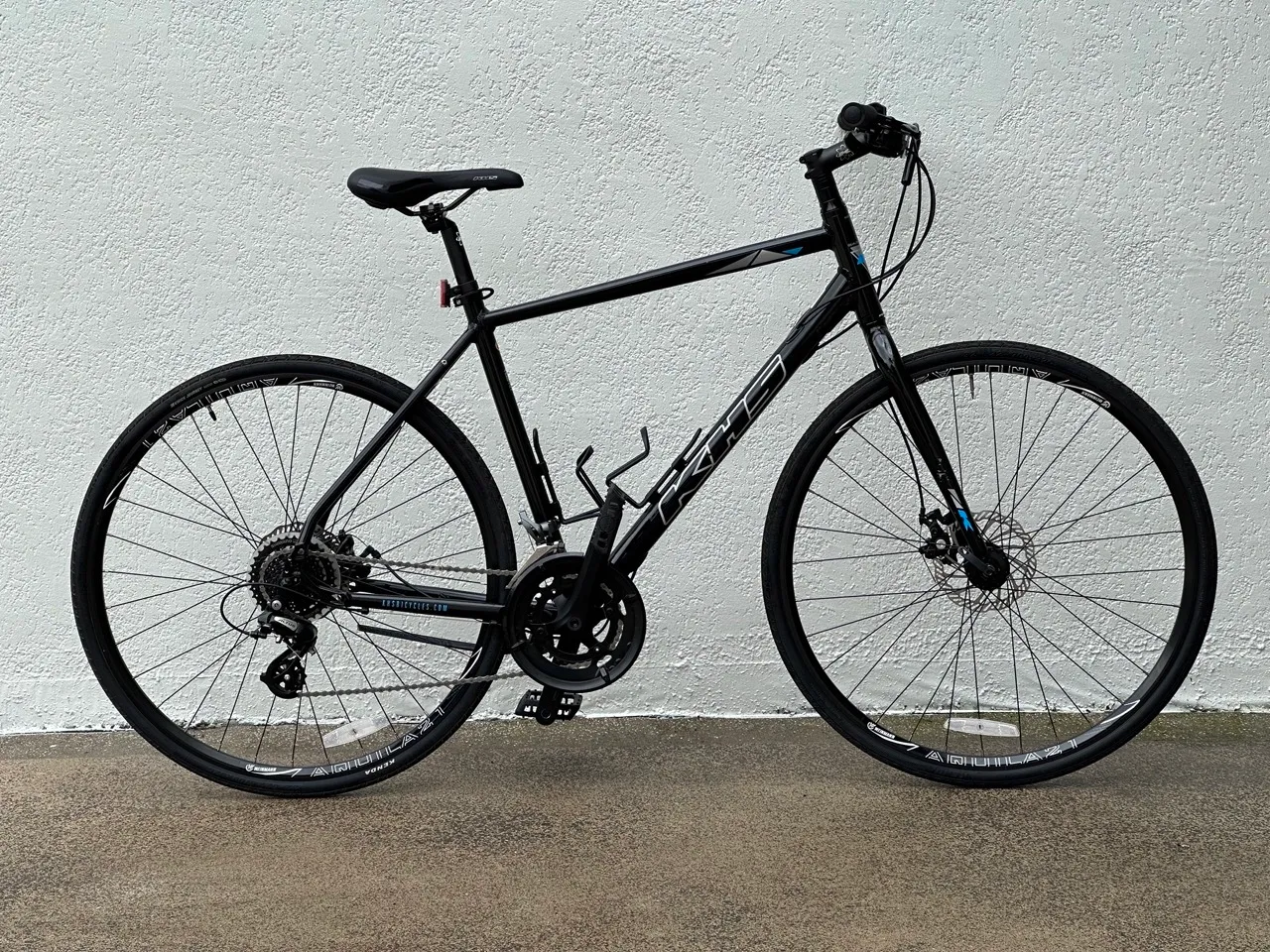 Large Hybrid (Disc Black) Kauai Road Bike Rentals