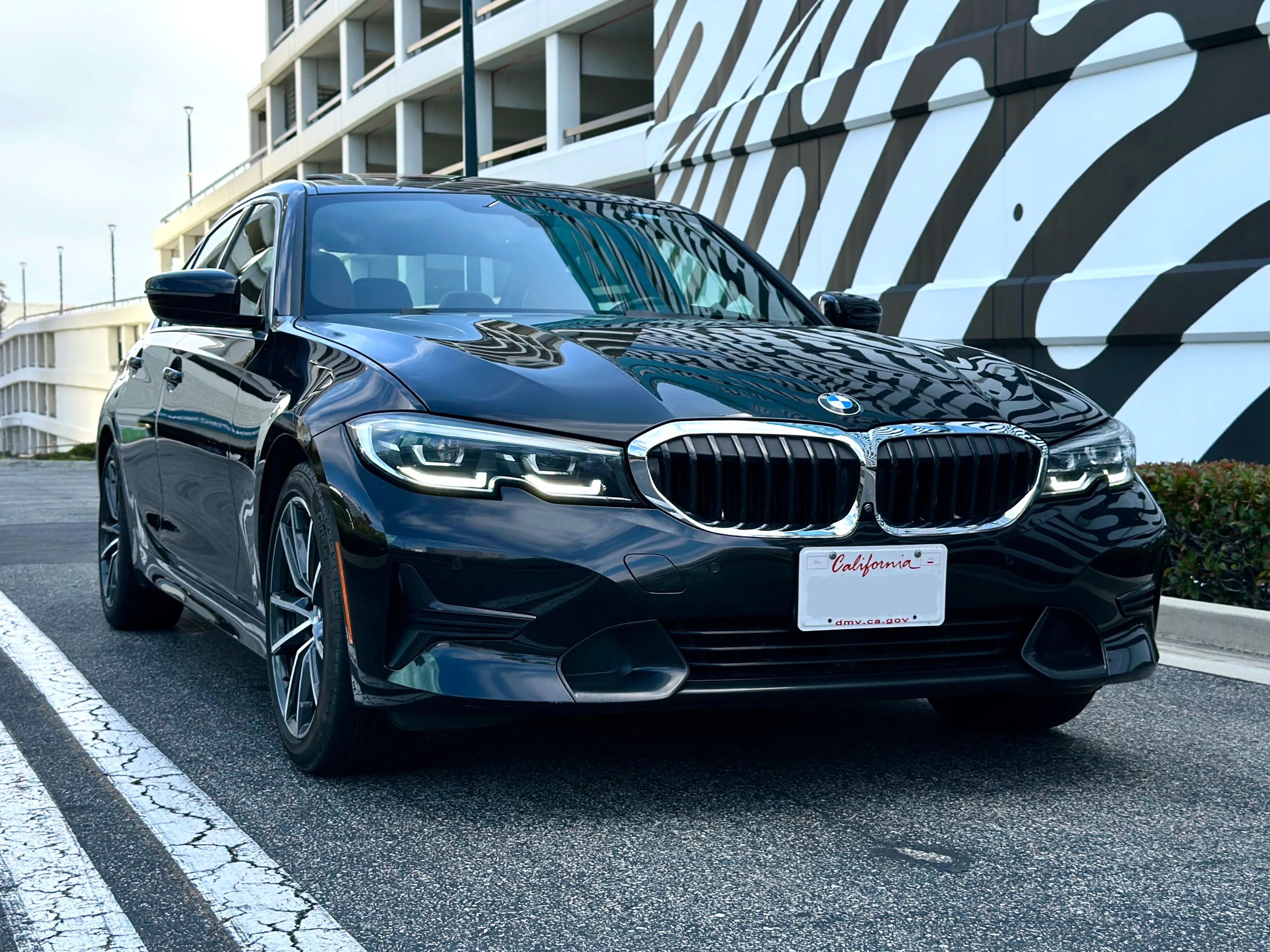 BMW 330i 8VEC315