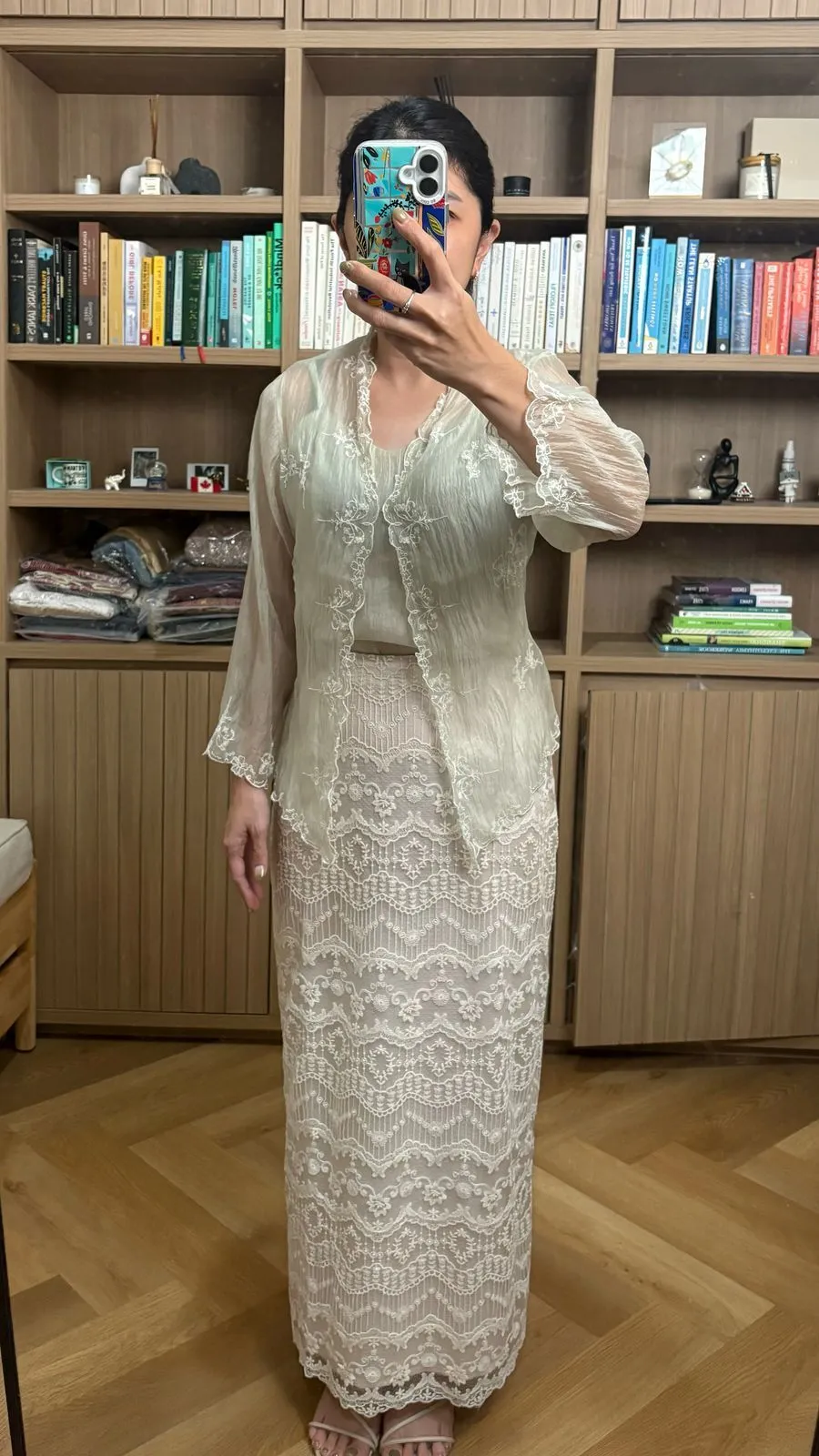 RD-0228 - Kartinis Label - Nirmala II in Sage S-M