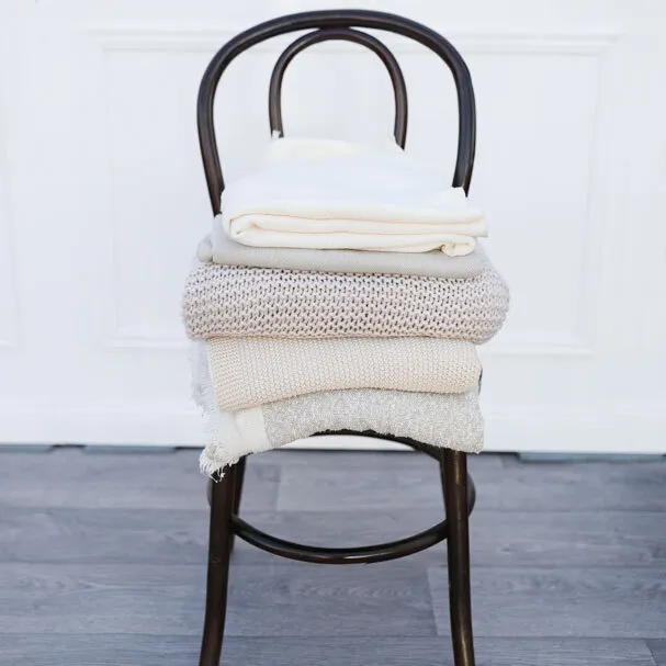 Throws / Blankets - Neutral
