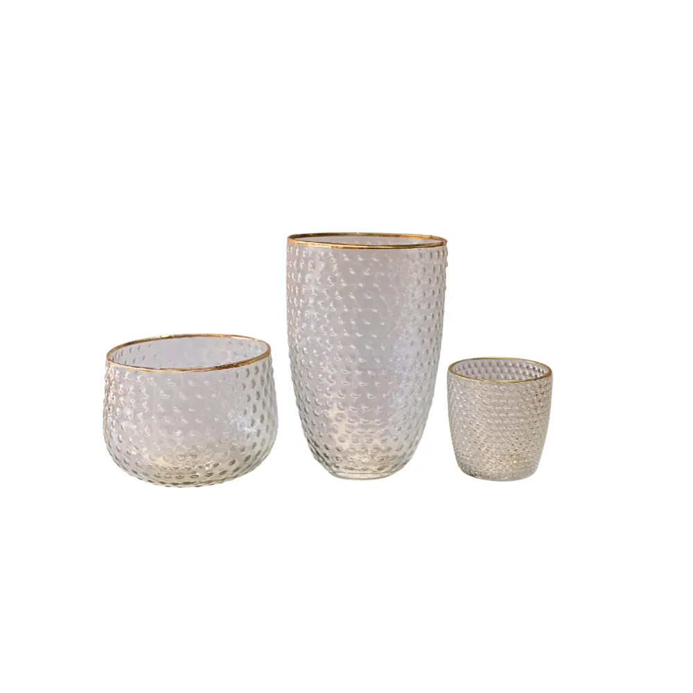 Metallic hobnail candleholder