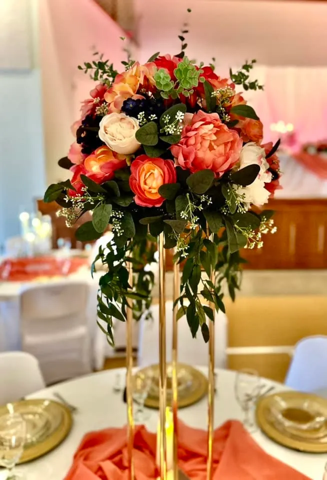 Rose Gold Centerpiece Stand