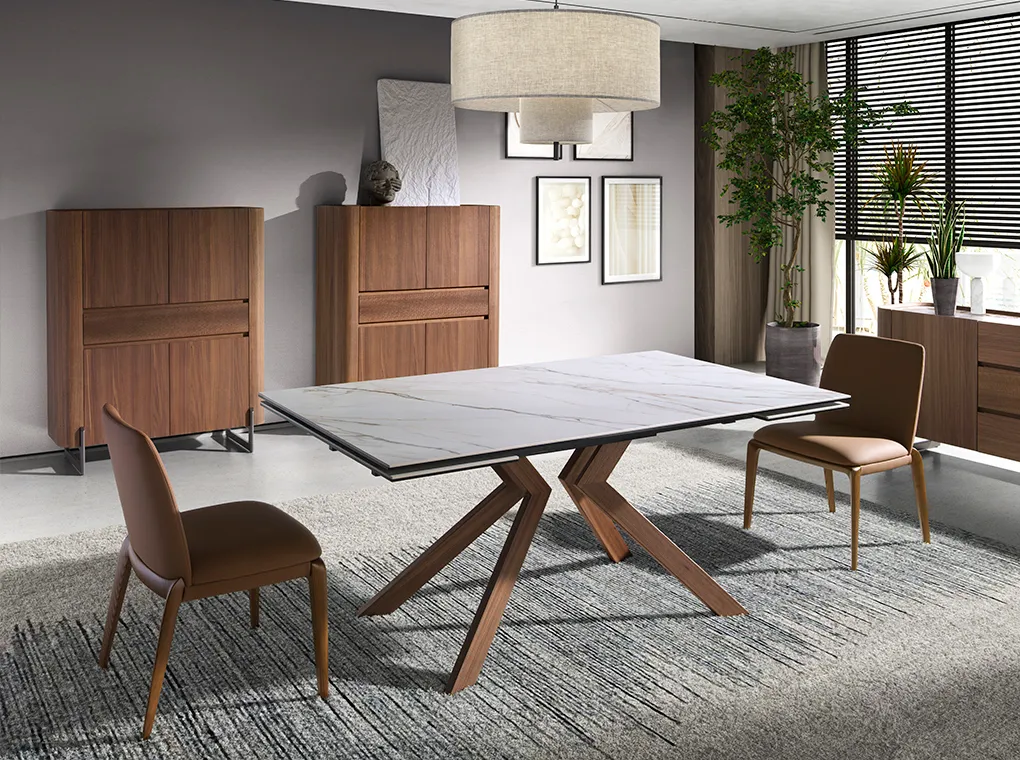 Dining Table Vogue