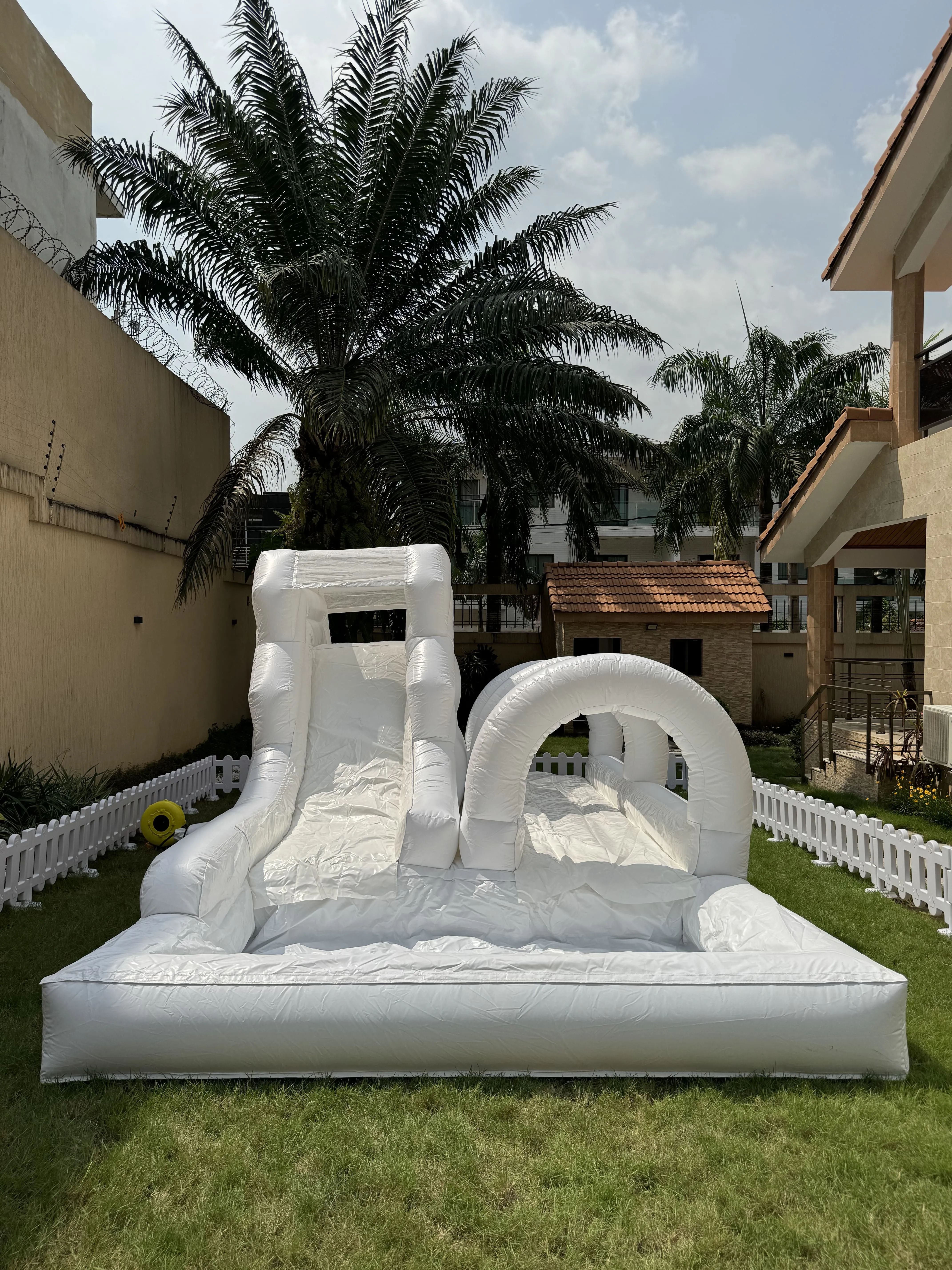 Slide ASSINIE
